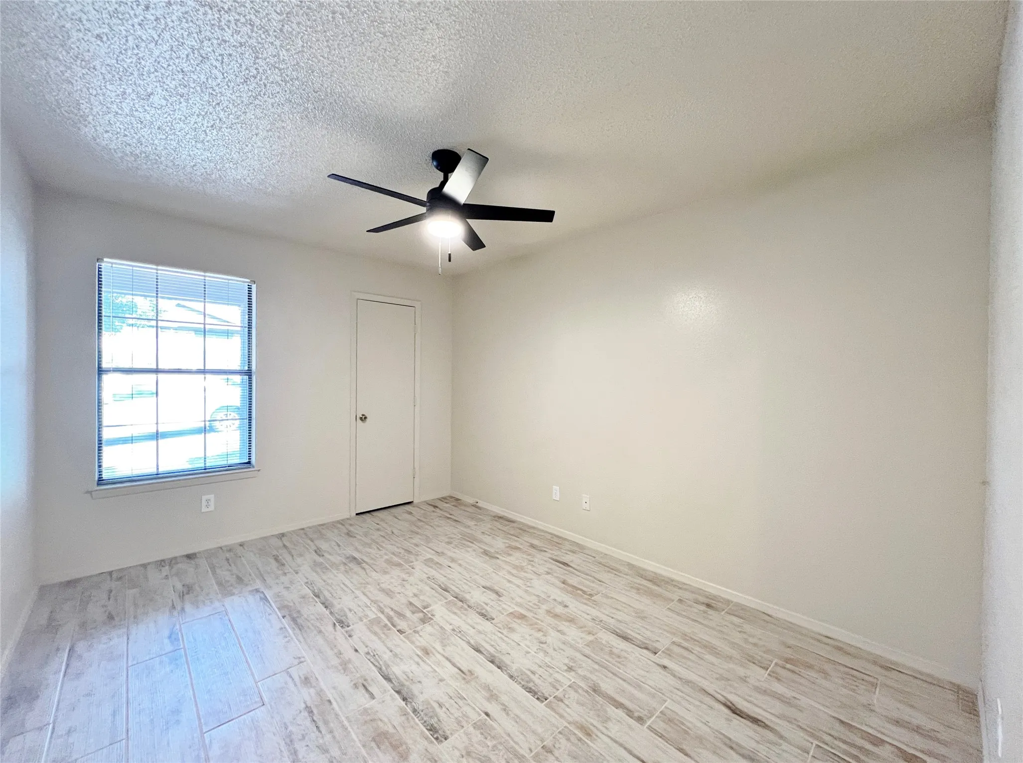 Duplex For Rent in Parker County , 1110 S Rusk Street A, Weatherford, Texas 76086, 2 Bedroom, 2 Bathroom, Garage spaces, 948 Sqft, built in 1984, mls#21344383, Real Estate Agent in Weatherford, Homes For Rent in Parker county, Homes For Rent in Weatherford, Realtor in Weatherford Texas, Real Estate Brokerage Independent Realty Texas, Luminita Cordes Realtor