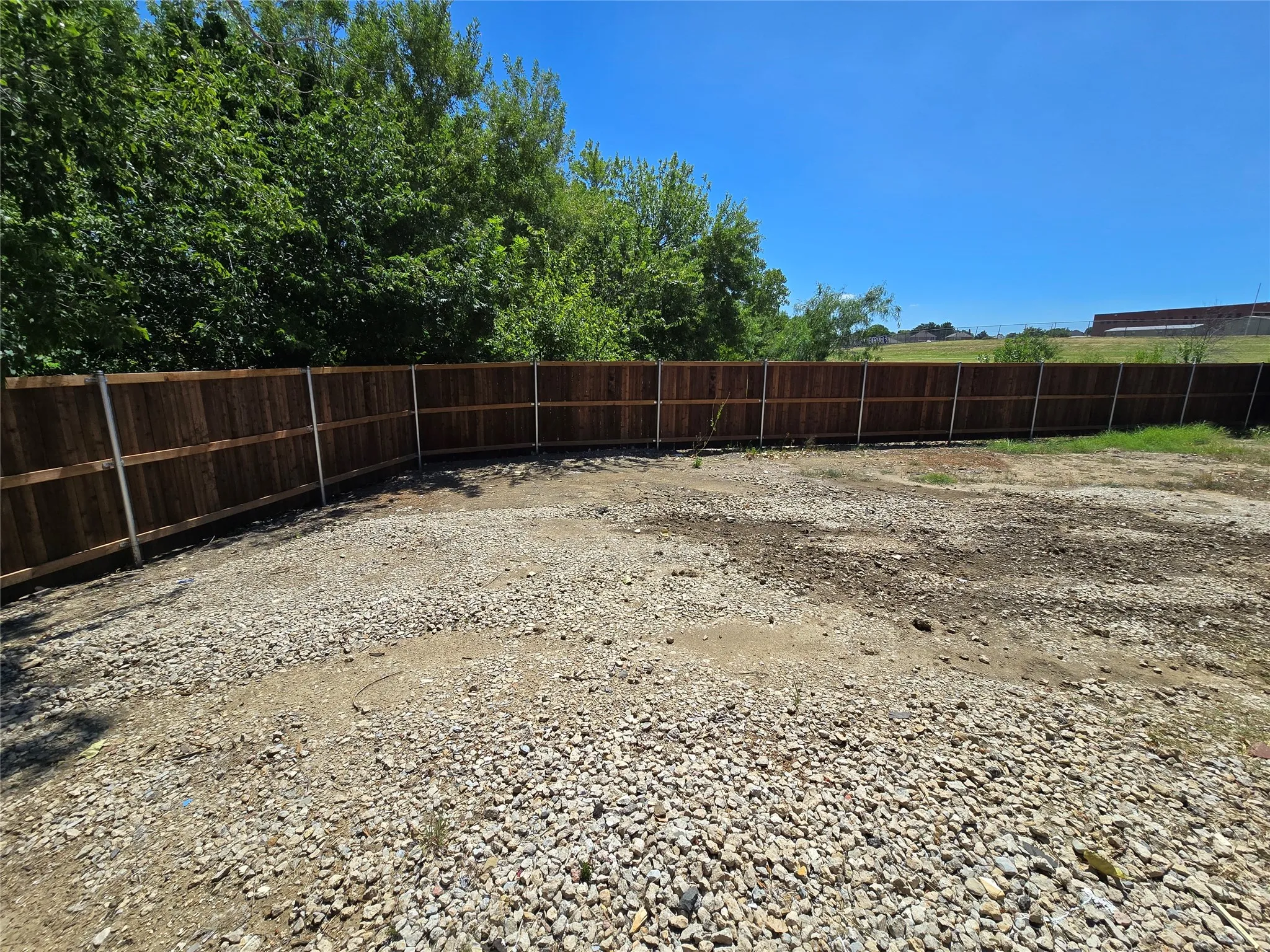 Single Family Residence For Rent in Denton County , 4512 Saddlebrook Drive, Carrollton, Texas 75010, 4 Bedroom, 3 Bathroom, 2 Garage spaces, 2,350 Sqft, built in 2000, mls#21339519, Real Estate Agent in Carrollton, Homes For Rent in Denton county, Homes For Rent in Carrollton, Realtor in Carrollton Texas, Real Estate Brokerage Independent Realty Texas, Luminita Cordes Realtor