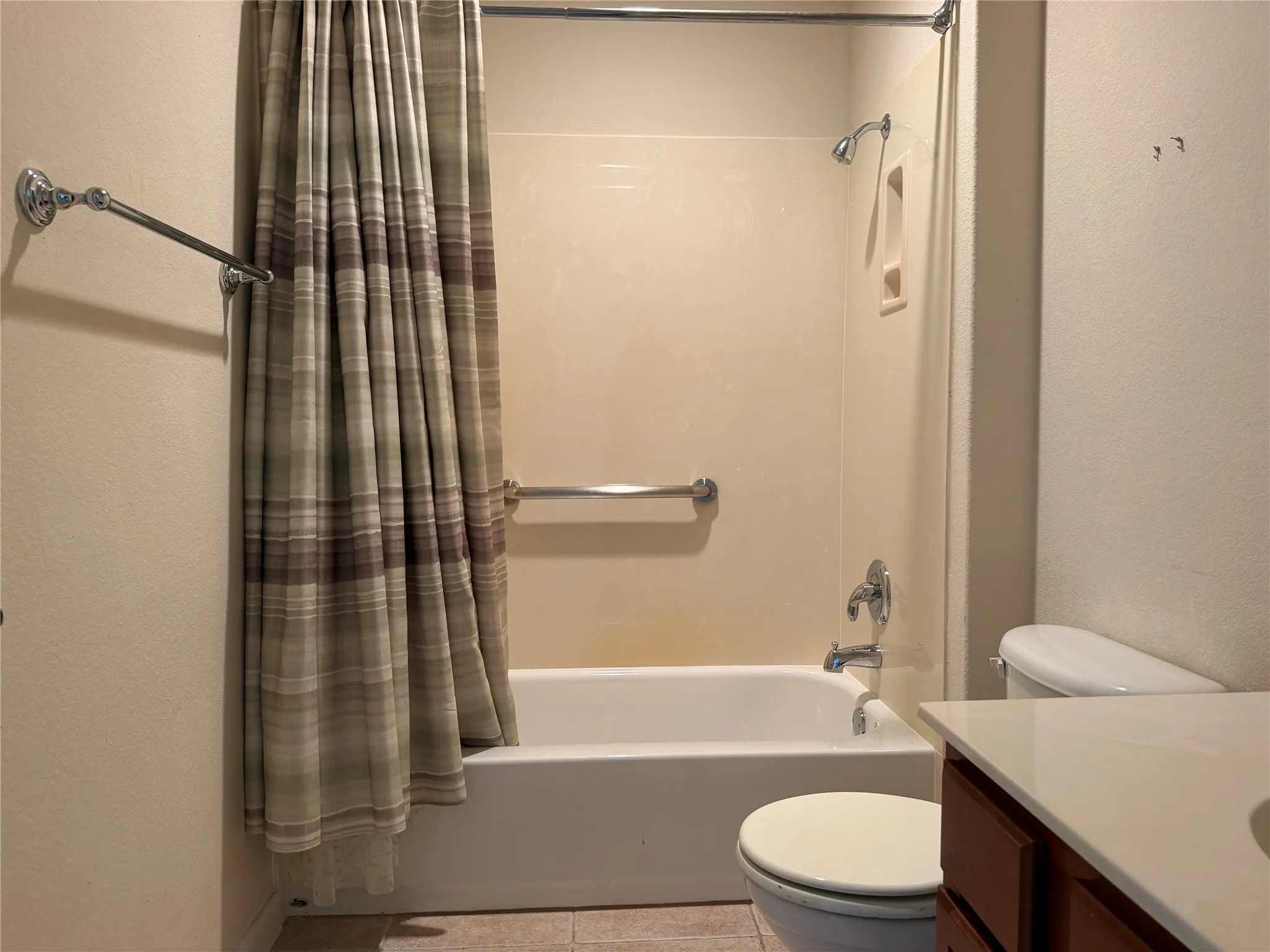 Single Family Residence For Sale in Williamson County , 311 Deer Meadow Circle, Georgetown, Texas 78633, 3 Bedroom, 2 Bathroom, 2 Garage spaces, 2,072 Sqft, built in 2005, Price $275,000, mls#21343178, Real Estate Agent in Georgetown, Homes For Sale in Williamson county, Homes For Sale in Georgetown, Realtor in Georgetown Texas, Real Estate Brokerage Independent Realty Texas, Luminita Cordes Realtor