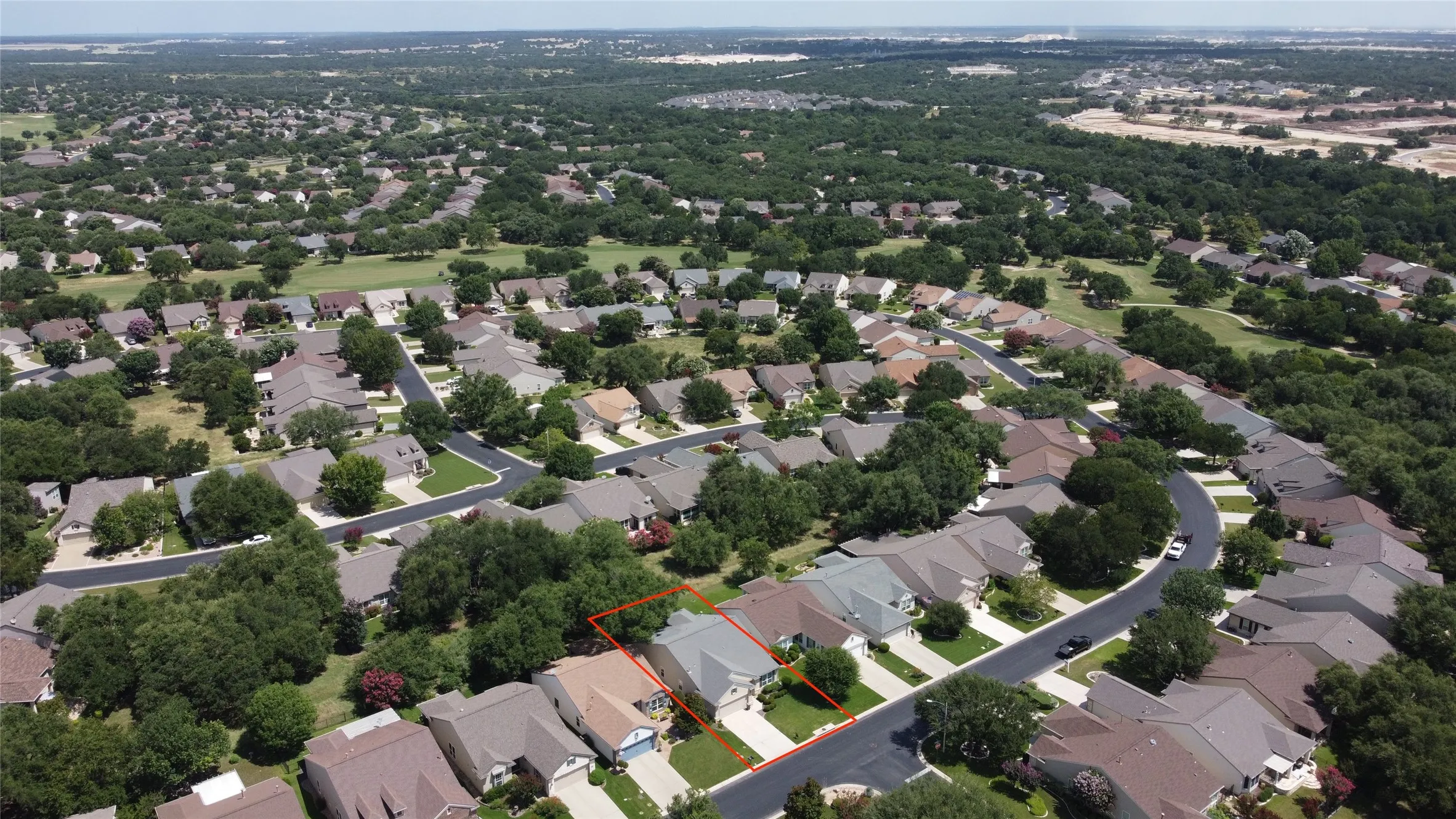 Single Family Residence For Sale in Williamson County , 311 Deer Meadow Circle, Georgetown, Texas 78633, 3 Bedroom, 2 Bathroom, 2 Garage spaces, 2,072 Sqft, built in 2005, Price $275,000, mls#21343178, Real Estate Agent in Georgetown, Homes For Sale in Williamson county, Homes For Sale in Georgetown, Realtor in Georgetown Texas, Real Estate Brokerage Independent Realty Texas, Luminita Cordes Realtor