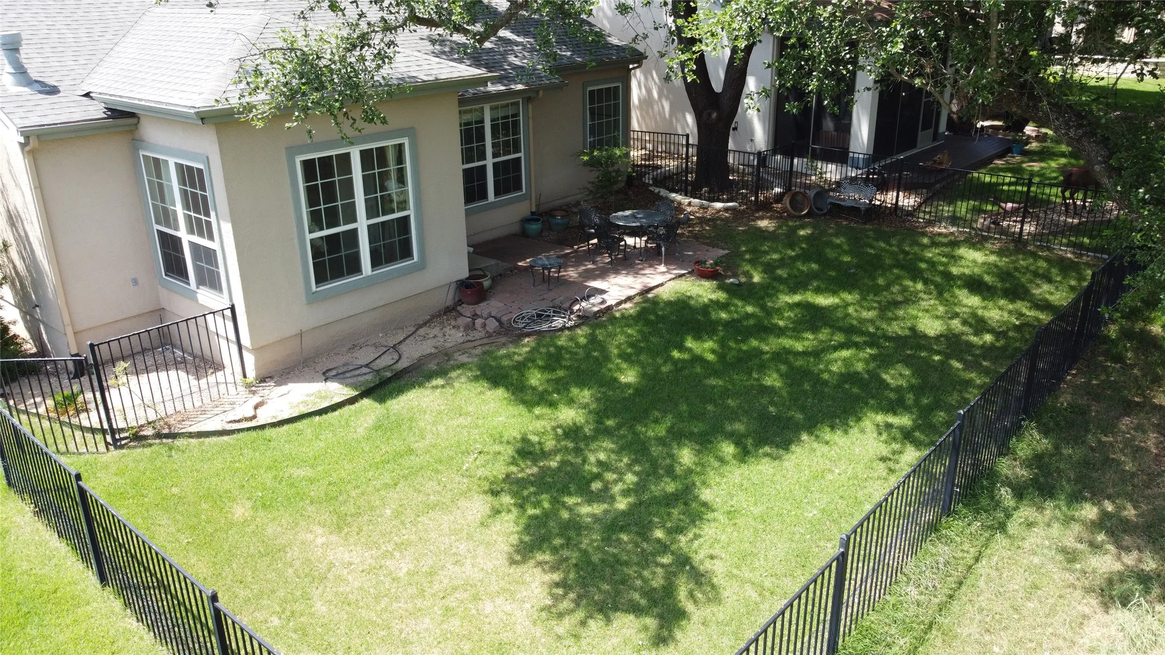 Single Family Residence For Sale in Williamson County , 311 Deer Meadow Circle, Georgetown, Texas 78633, 3 Bedroom, 2 Bathroom, 2 Garage spaces, 2,072 Sqft, built in 2005, Price $275,000, mls#21343178, Real Estate Agent in Georgetown, Homes For Sale in Williamson county, Homes For Sale in Georgetown, Realtor in Georgetown Texas, Real Estate Brokerage Independent Realty Texas, Luminita Cordes Realtor