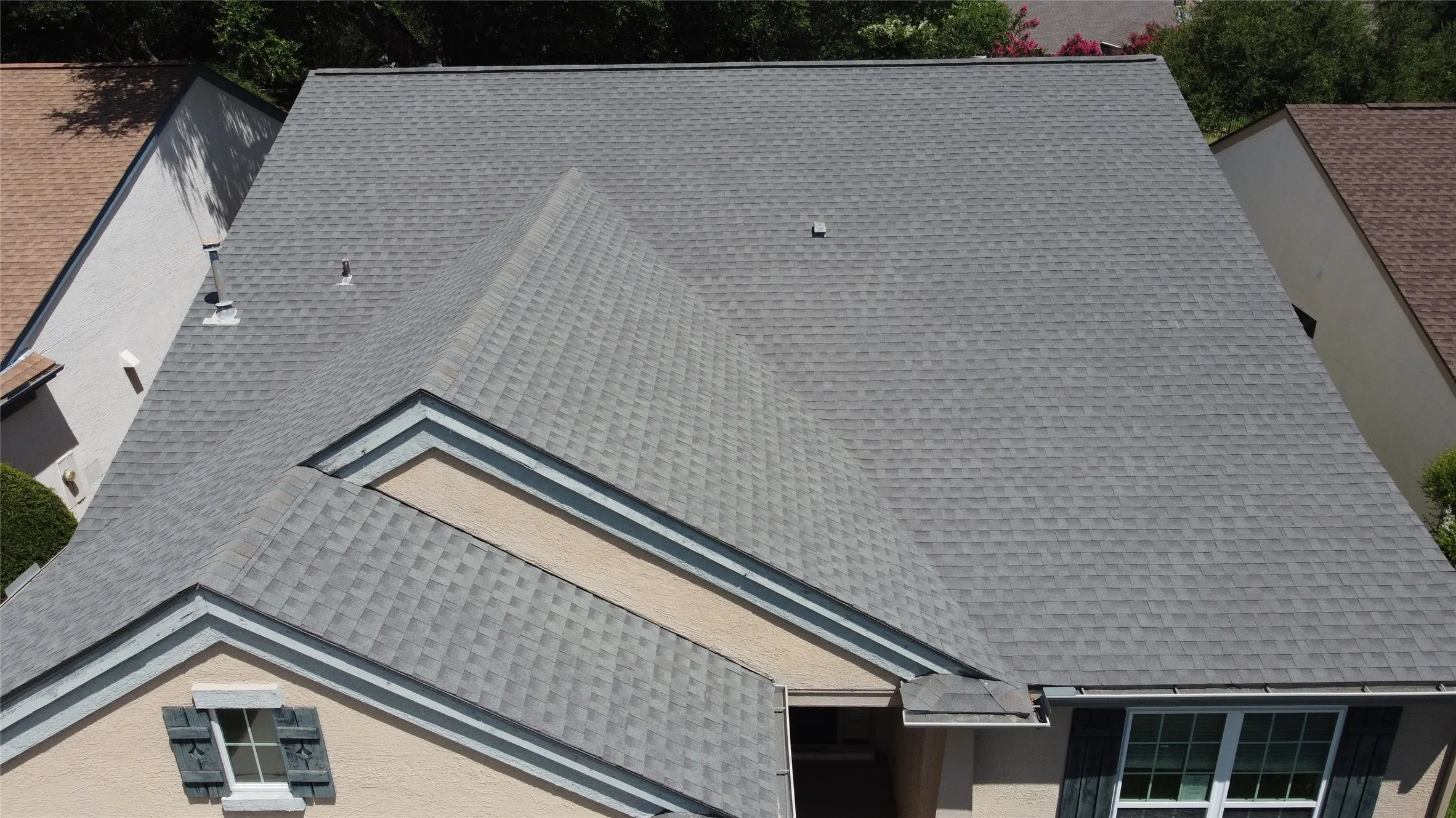 Single Family Residence For Sale in Williamson County , 311 Deer Meadow Circle, Georgetown, Texas 78633, 3 Bedroom, 2 Bathroom, 2 Garage spaces, 2,072 Sqft, built in 2005, Price $275,000, mls#21343178, Real Estate Agent in Georgetown, Homes For Sale in Williamson county, Homes For Sale in Georgetown, Realtor in Georgetown Texas, Real Estate Brokerage Independent Realty Texas, Luminita Cordes Realtor