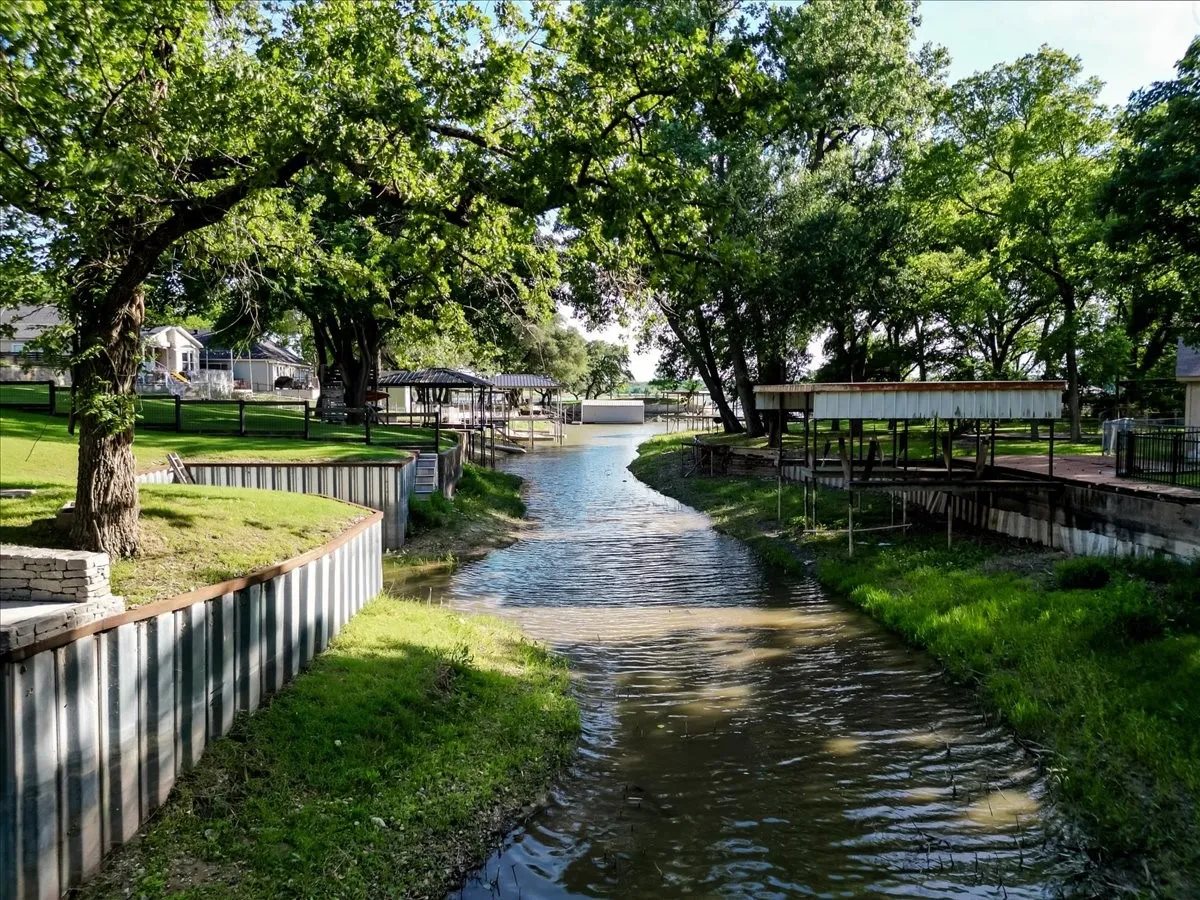 Unimproved Land For Sale in Parker County , 1115 E Lake Drive, Weatherford, Texas 76087, 0, 0, Garage spaces, 0 Sqft, built in 0, mls#21344091, Real Estate Agent in Weatherford, Homes For Sale in Parker county, Homes For Sale in Weatherford, Realtor in Weatherford Texas, Real Estate Brokerage Independent Realty Texas, Luminita Cordes Realtor
