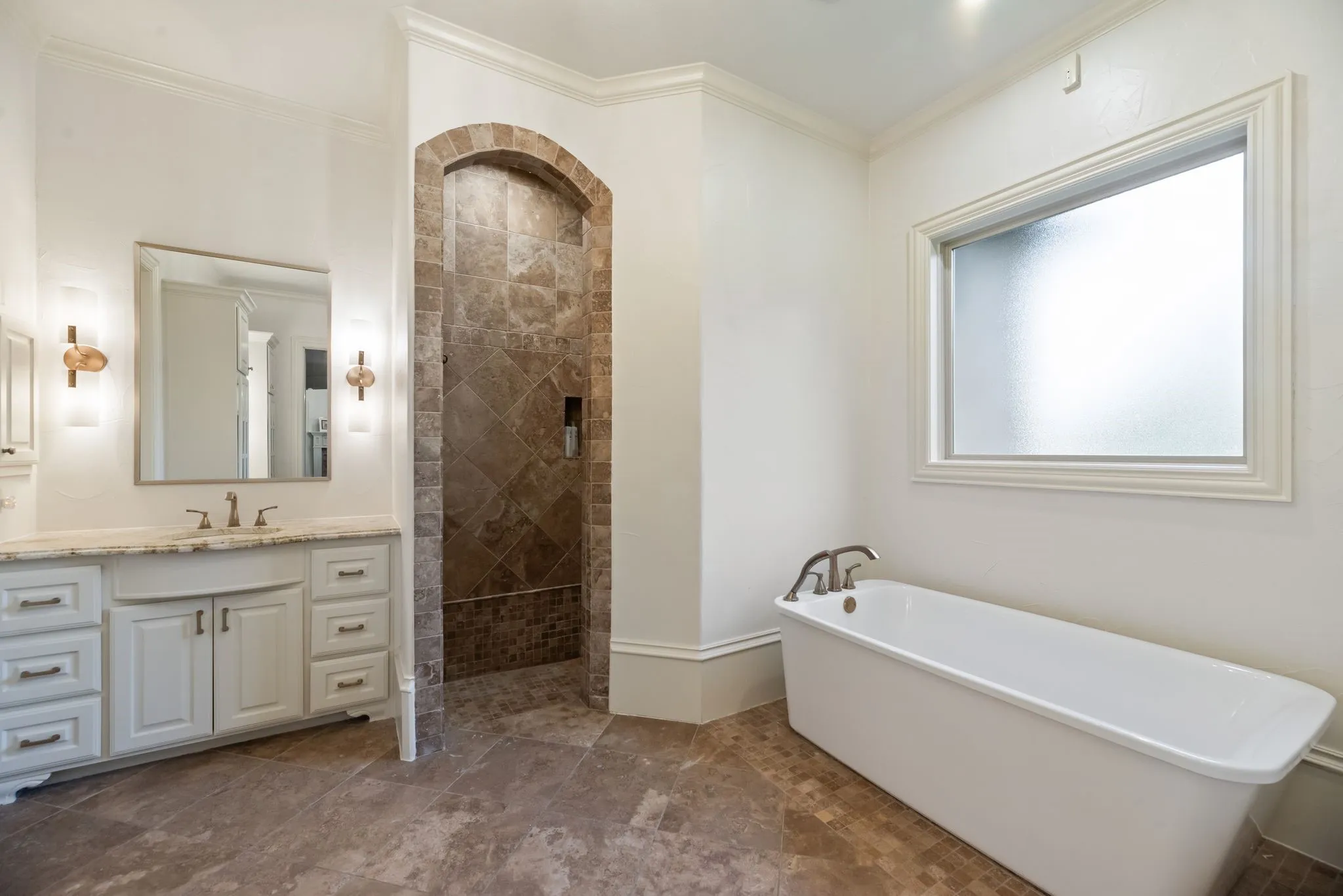 Single Family Residence For Sale in Denton County , 737 Manor Drive, Argyle, Texas 76226, 6 Bedroom, 6 Bathroom, 4 Garage spaces, 5,811 Sqft, built in 2008, mls#21342430, Real Estate Agent in Argyle, Homes For Sale in Denton county, Homes For Sale in Argyle, Realtor in Argyle Texas, Real Estate Brokerage Independent Realty Texas, Luminita Cordes Realtor