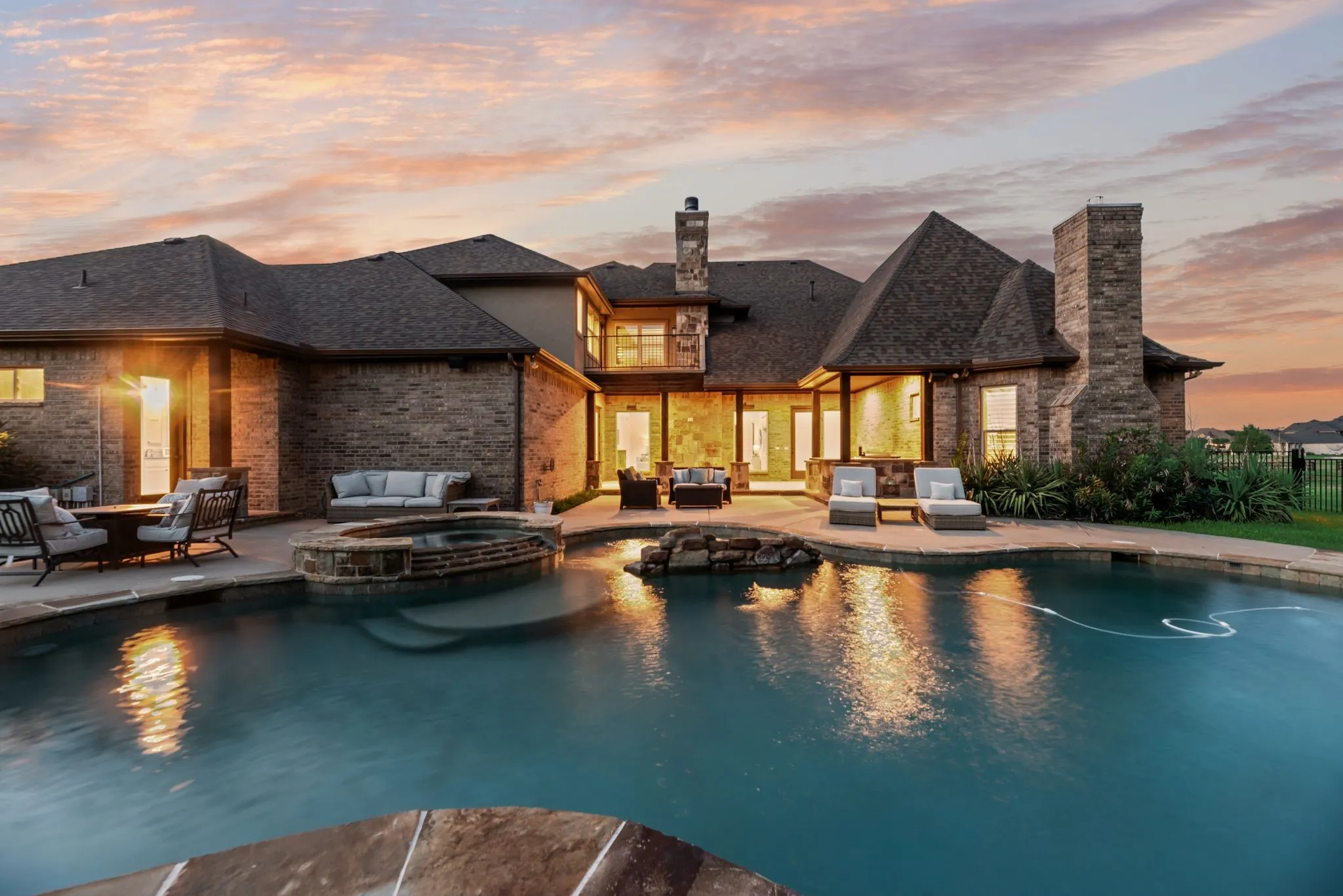 Single Family Residence For Sale in Denton County , 737 Manor Drive, Argyle, Texas 76226, 6 Bedroom, 6 Bathroom, 4 Garage spaces, 5,811 Sqft, built in 2008, mls#21342430, Real Estate Agent in Argyle, Homes For Sale in Denton county, Homes For Sale in Argyle, Realtor in Argyle Texas, Real Estate Brokerage Independent Realty Texas, Luminita Cordes Realtor