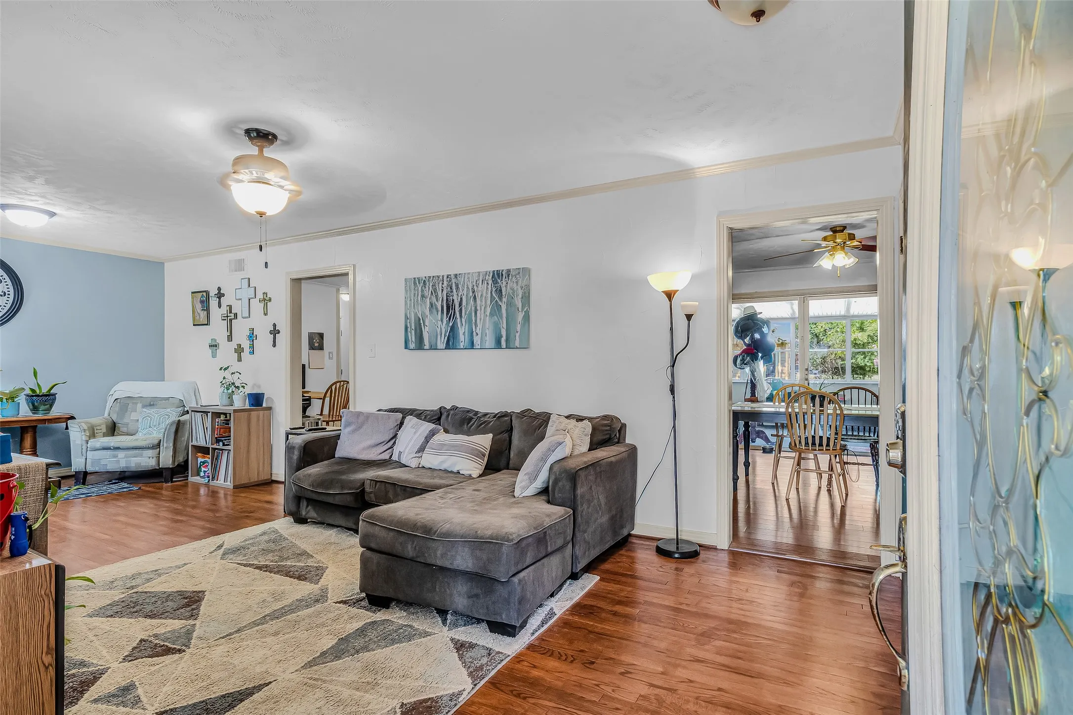 Single Family Residence For Sale in Kaufman County , 112 Oak Drive, Terrell, Texas 75160, 3 Bedrooms, 2 Bathrooms, Garage spaces, 1,406 Sqft, built in 1957, Price $244,800, mls#21314266, Real Estate Agent in Terrell, Homes For Sale in Kaufman county, Homes For Sale in Terrell, Realtor in Terrell Texas, Real Estate Brokerage Independent Realty Texas, Luminita Cordes Realtor
