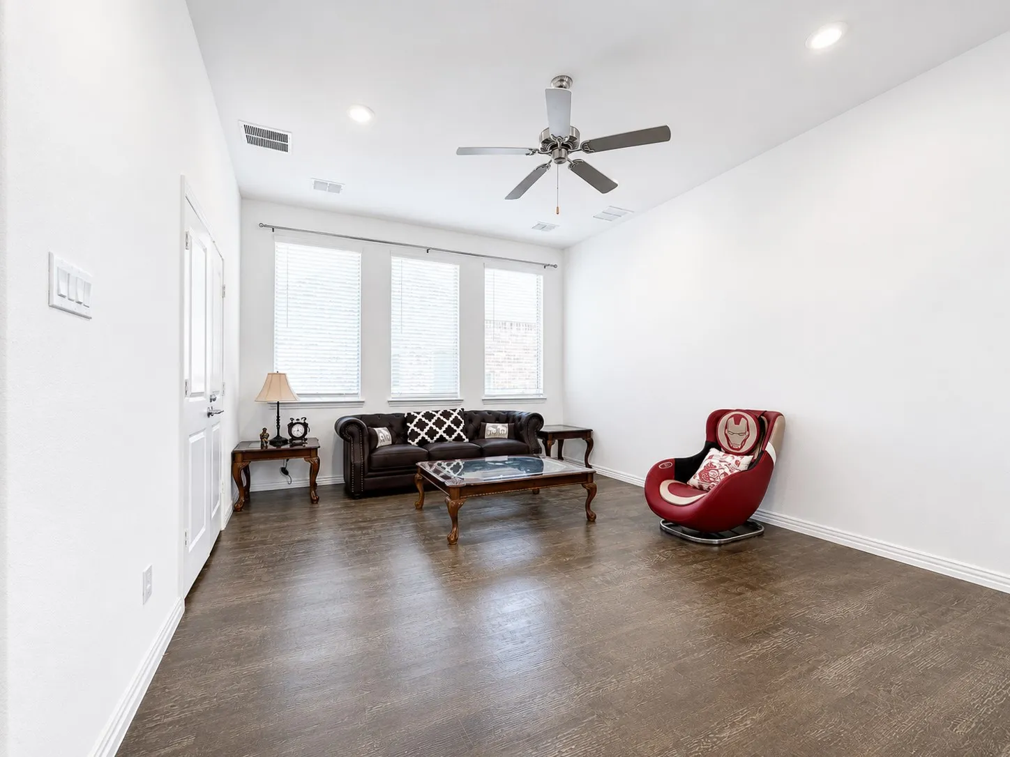 Single Family Residence For Rent in Dallas County , 17293 Texas Pistache Drive, Dallas, Texas 75252, 5 Bedroom, 4 Bathroom, 2 Garage spaces, 3,530 Sqft, built in 2022, mls#21344432, Real Estate Agent in Dallas, Homes For Rent in Dallas county, Homes For Rent in Dallas, Realtor in Dallas Texas, Real Estate Brokerage Independent Realty Texas, Luminita Cordes Realtor