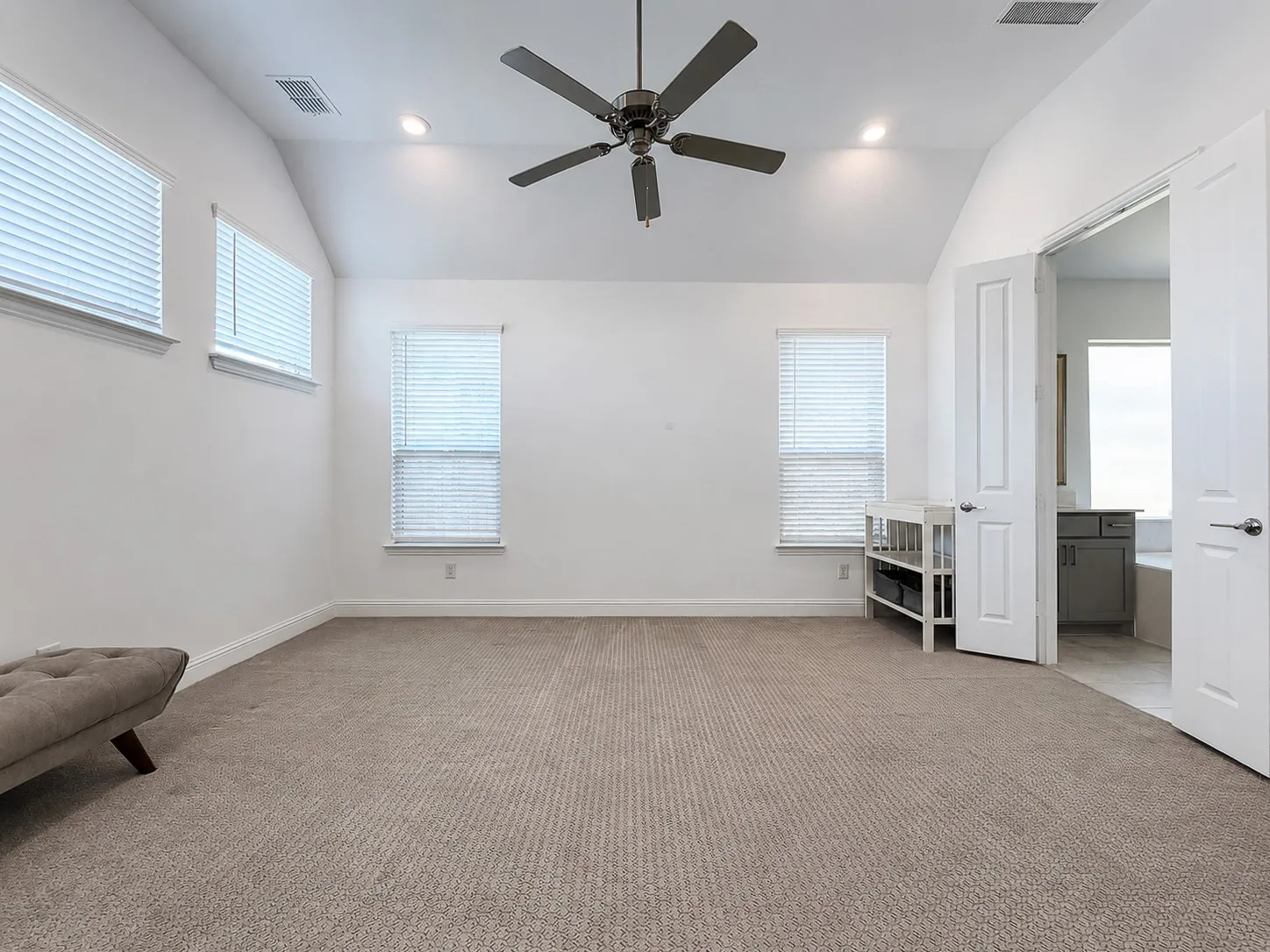 Single Family Residence For Rent in Dallas County , 17293 Texas Pistache Drive, Dallas, Texas 75252, 5 Bedroom, 4 Bathroom, 2 Garage spaces, 3,530 Sqft, built in 2022, mls#21344432, Real Estate Agent in Dallas, Homes For Rent in Dallas county, Homes For Rent in Dallas, Realtor in Dallas Texas, Real Estate Brokerage Independent Realty Texas, Luminita Cordes Realtor