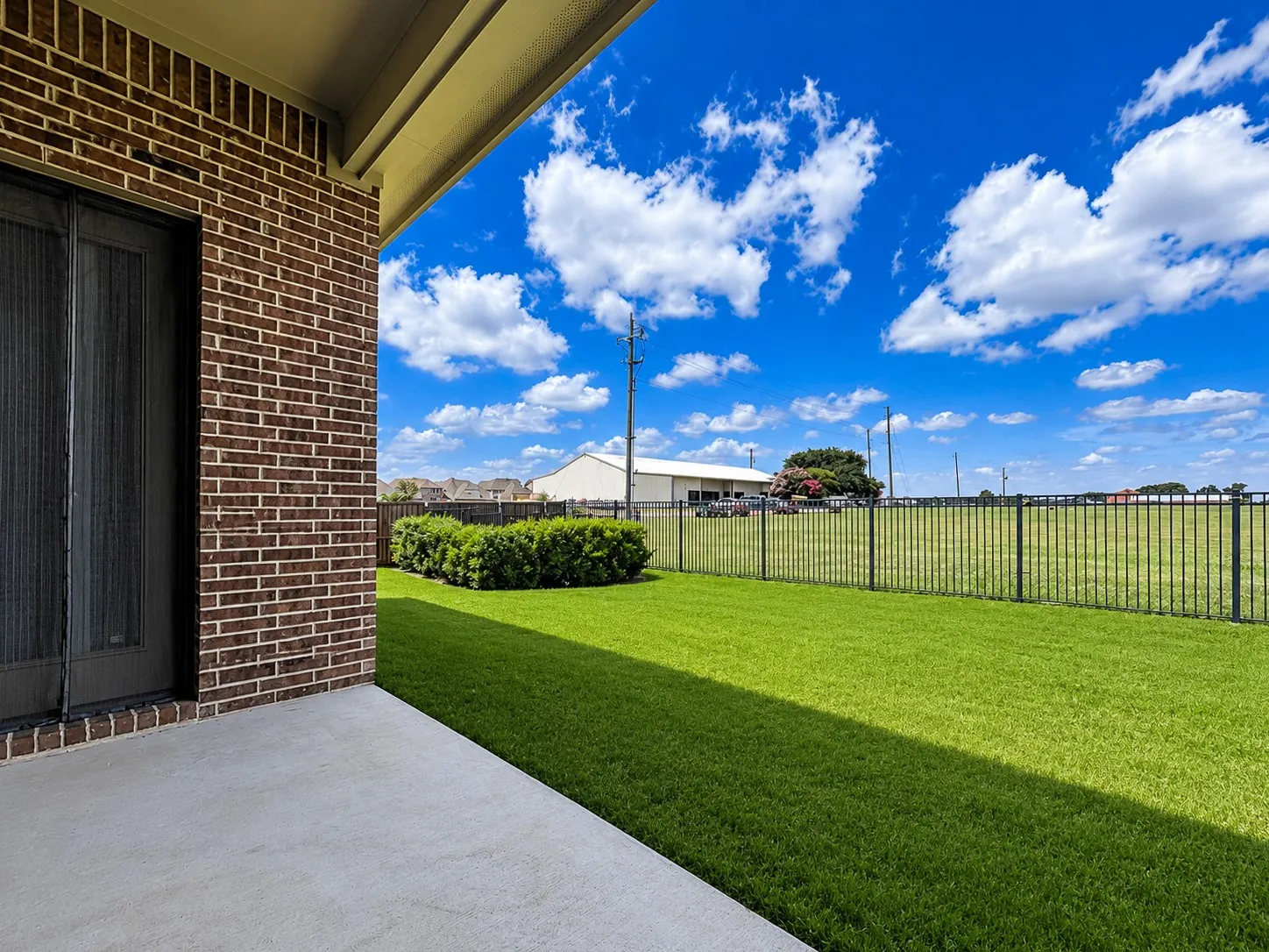 Single Family Residence For Rent in Dallas County , 17293 Texas Pistache Drive, Dallas, Texas 75252, 5 Bedroom, 4 Bathroom, 2 Garage spaces, 3,530 Sqft, built in 2022, mls#21344432, Real Estate Agent in Dallas, Homes For Rent in Dallas county, Homes For Rent in Dallas, Realtor in Dallas Texas, Real Estate Brokerage Independent Realty Texas, Luminita Cordes Realtor