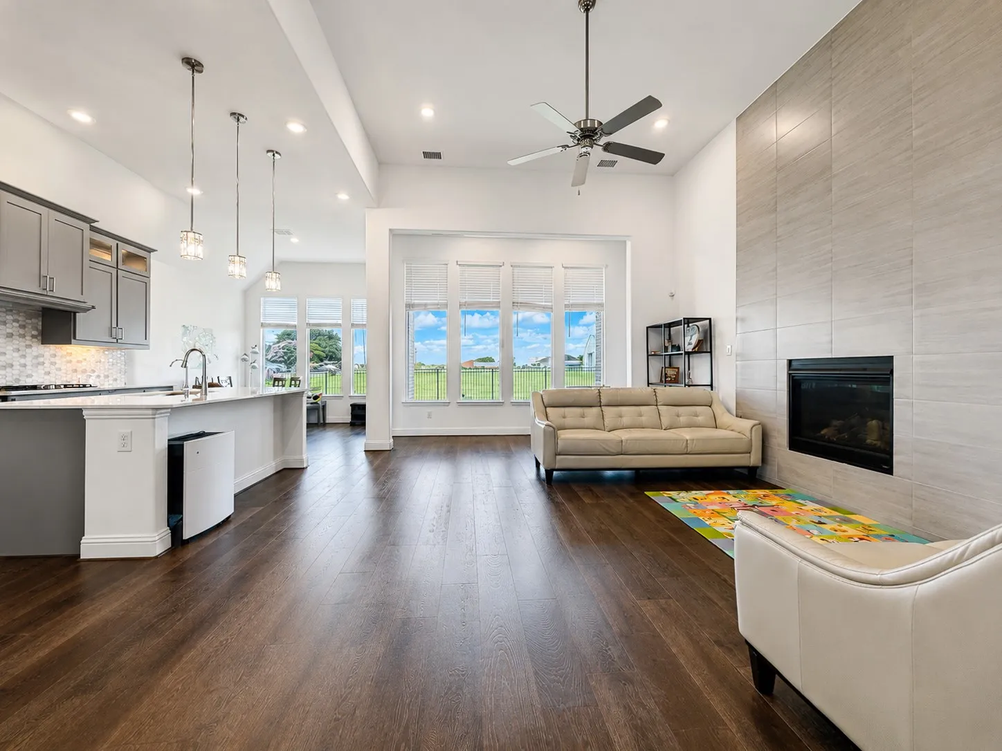 Single Family Residence For Rent in Dallas County , 17293 Texas Pistache Drive, Dallas, Texas 75252, 5 Bedroom, 4 Bathroom, 2 Garage spaces, 3,530 Sqft, built in 2022, mls#21344432, Real Estate Agent in Dallas, Homes For Rent in Dallas county, Homes For Rent in Dallas, Realtor in Dallas Texas, Real Estate Brokerage Independent Realty Texas, Luminita Cordes Realtor
