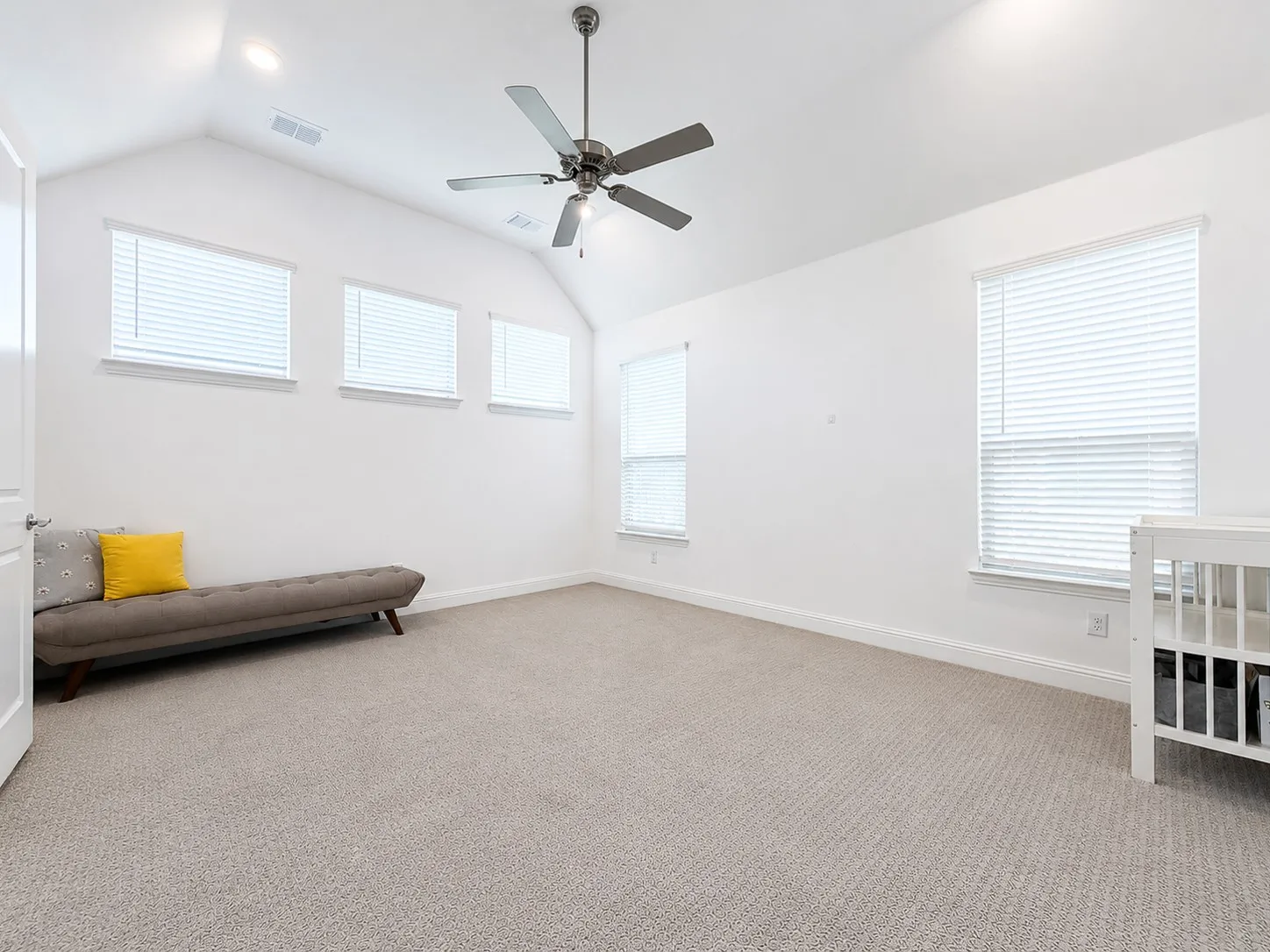 Single Family Residence For Rent in Dallas County , 17293 Texas Pistache Drive, Dallas, Texas 75252, 5 Bedroom, 4 Bathroom, 2 Garage spaces, 3,530 Sqft, built in 2022, mls#21344432, Real Estate Agent in Dallas, Homes For Rent in Dallas county, Homes For Rent in Dallas, Realtor in Dallas Texas, Real Estate Brokerage Independent Realty Texas, Luminita Cordes Realtor