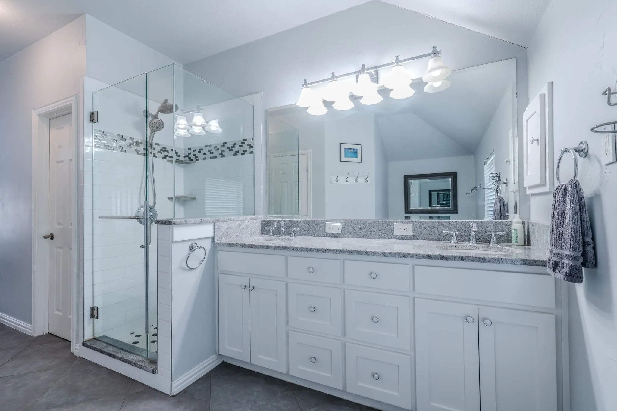 Single Family Residence For Sale in Collin County , 4309 Staten Island Drive, Plano, Texas 75024, 4 Bedroom, 3 Bathroom, 3 Garage spaces, 2,749 Sqft, built in 1996, mls#21342532, Real Estate Agent in Plano, Homes For Sale in Collin county, Homes For Sale in Plano, Realtor in Plano Texas, Real Estate Brokerage Independent Realty Texas, Luminita Cordes Realtor