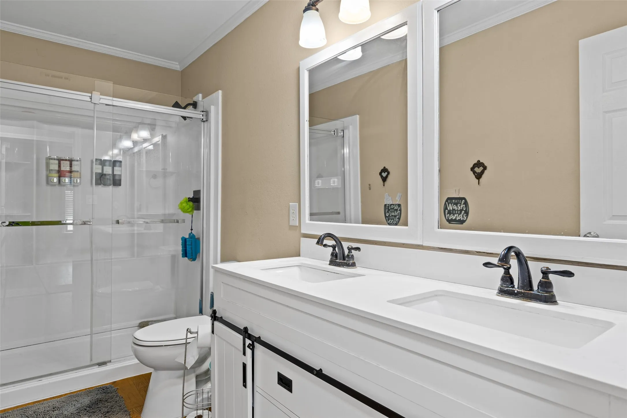 Single Family Residence For Sale in Cass County , 2847 1764 Road, Jefferson, Texas 75657, 5 Bedroom, 3 Bathroom, 2 Garage spaces, 2,400 Sqft, built in 2007, mls#21344356, Real Estate Agent in Jefferson, Homes For Sale in Cass county, Homes For Sale in Jefferson, Realtor in Jefferson Texas, Real Estate Brokerage Independent Realty Texas, Luminita Cordes Realtor