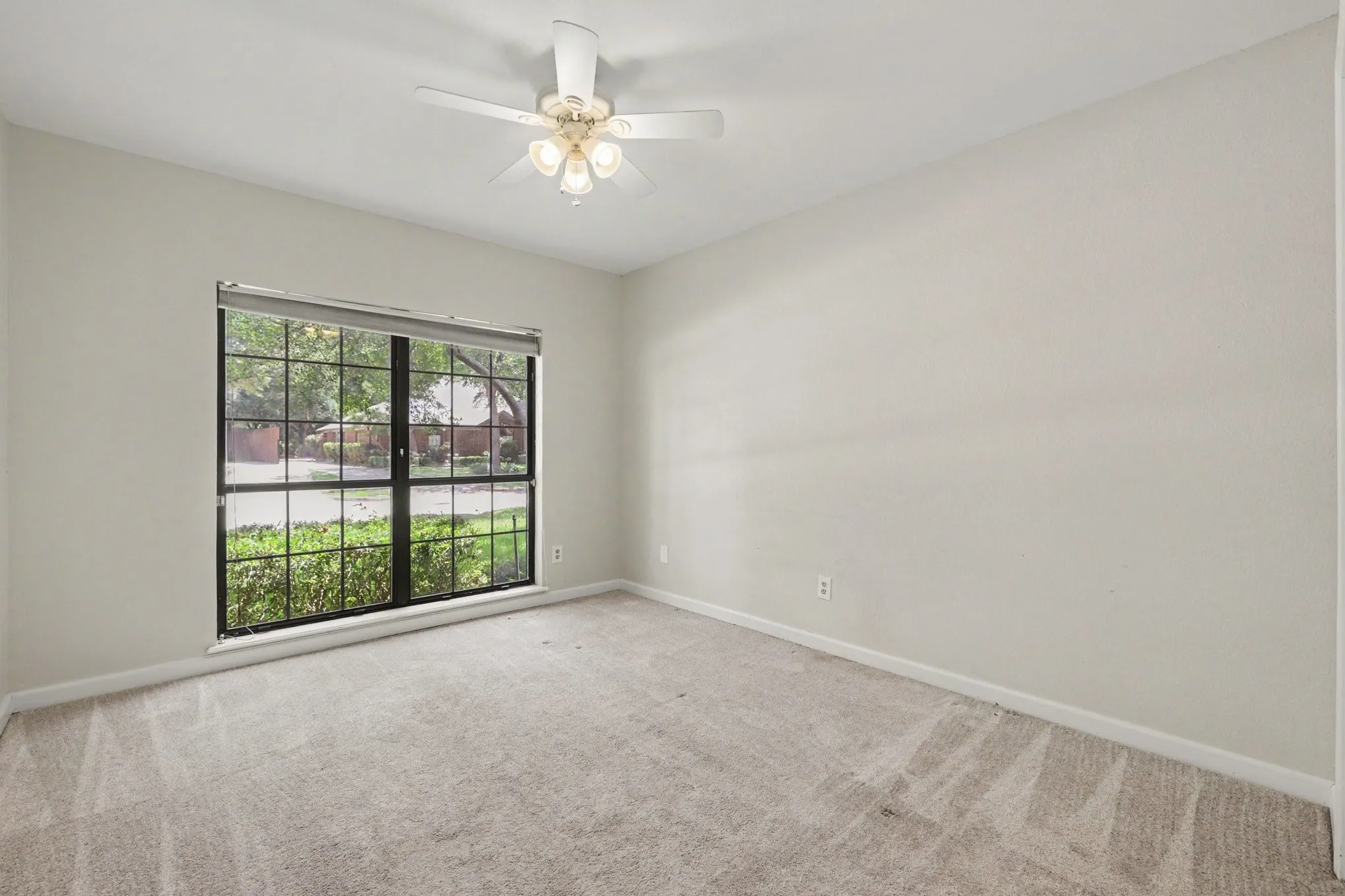 Single Family Residence For Sale in Denton County , 2421 Cornell Drive, Flower Mound, Texas 75022, 3 Bedroom, 3 Bathroom, 2 Garage spaces, 1,884 Sqft, built in 1988, mls#21343024, Real Estate Agent in Flower Mound, Homes For Sale in Denton county, Homes For Sale in Flower Mound, Realtor in Flower Mound Texas, Real Estate Brokerage Independent Realty Texas, Luminita Cordes Realtor