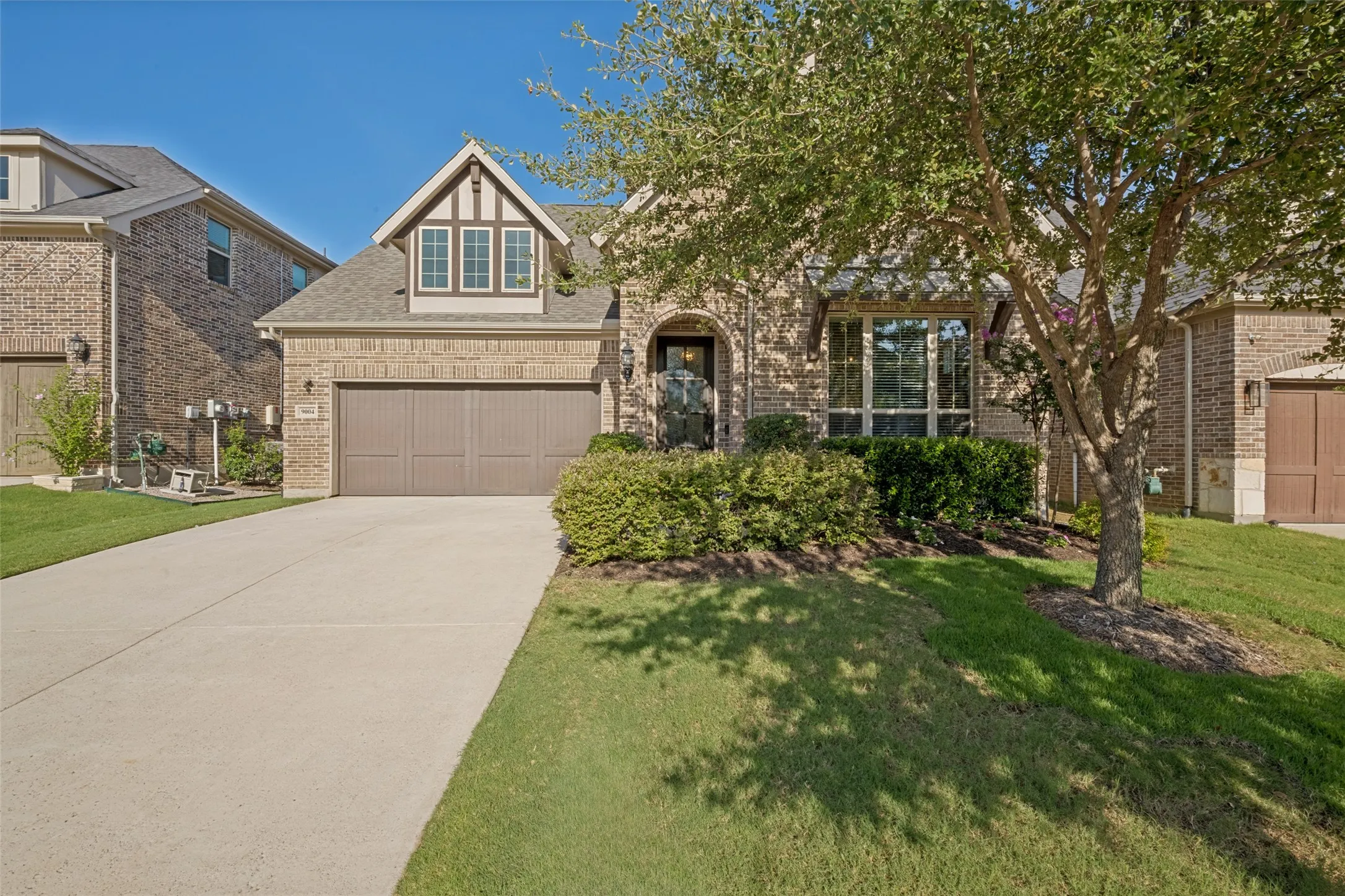 Single Family Residence For Sale in Denton County , 9004 Washington Lane, Argyle, Texas 76226, 4 Bedroom, 3 Bathroom, 2 Garage spaces, 2,977 Sqft, built in 2018, mls#21339515, Real Estate Agent in Argyle, Homes For Sale in Denton county, Homes For Sale in Argyle, Realtor in Argyle Texas, Real Estate Brokerage Independent Realty Texas, Luminita Cordes Realtor