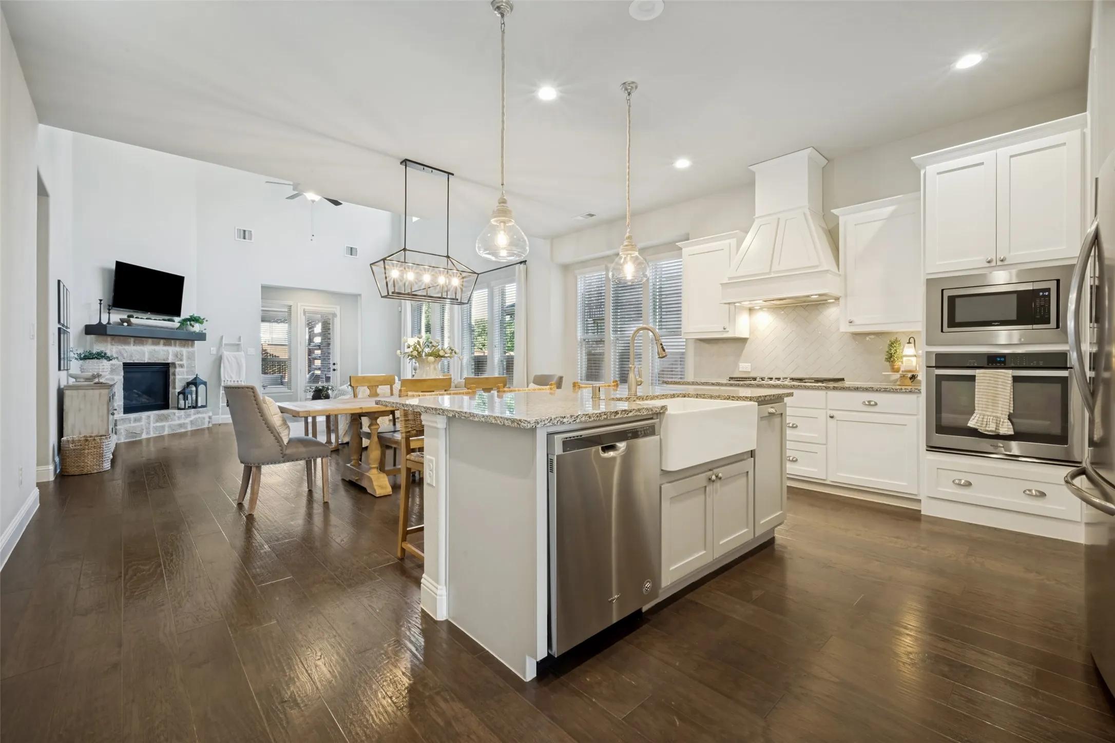 Single Family Residence For Sale in Denton County , 9004 Washington Lane, Argyle, Texas 76226, 4 Bedroom, 3 Bathroom, 2 Garage spaces, 2,977 Sqft, built in 2018, mls#21339515, Real Estate Agent in Argyle, Homes For Sale in Denton county, Homes For Sale in Argyle, Realtor in Argyle Texas, Real Estate Brokerage Independent Realty Texas, Luminita Cordes Realtor