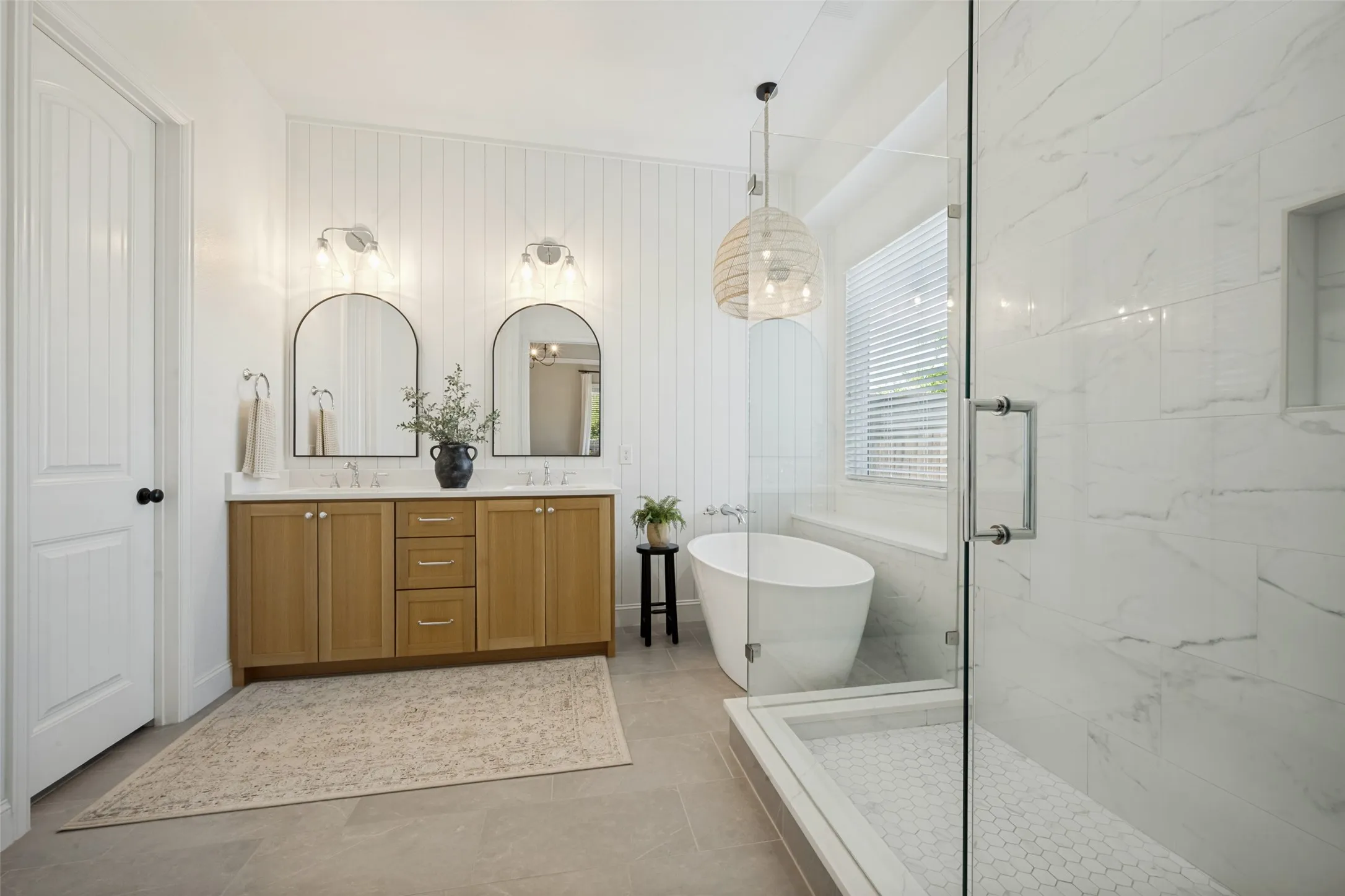 Single Family Residence For Sale in Denton County , 9004 Washington Lane, Argyle, Texas 76226, 4 Bedroom, 3 Bathroom, 2 Garage spaces, 2,977 Sqft, built in 2018, mls#21339515, Real Estate Agent in Argyle, Homes For Sale in Denton county, Homes For Sale in Argyle, Realtor in Argyle Texas, Real Estate Brokerage Independent Realty Texas, Luminita Cordes Realtor