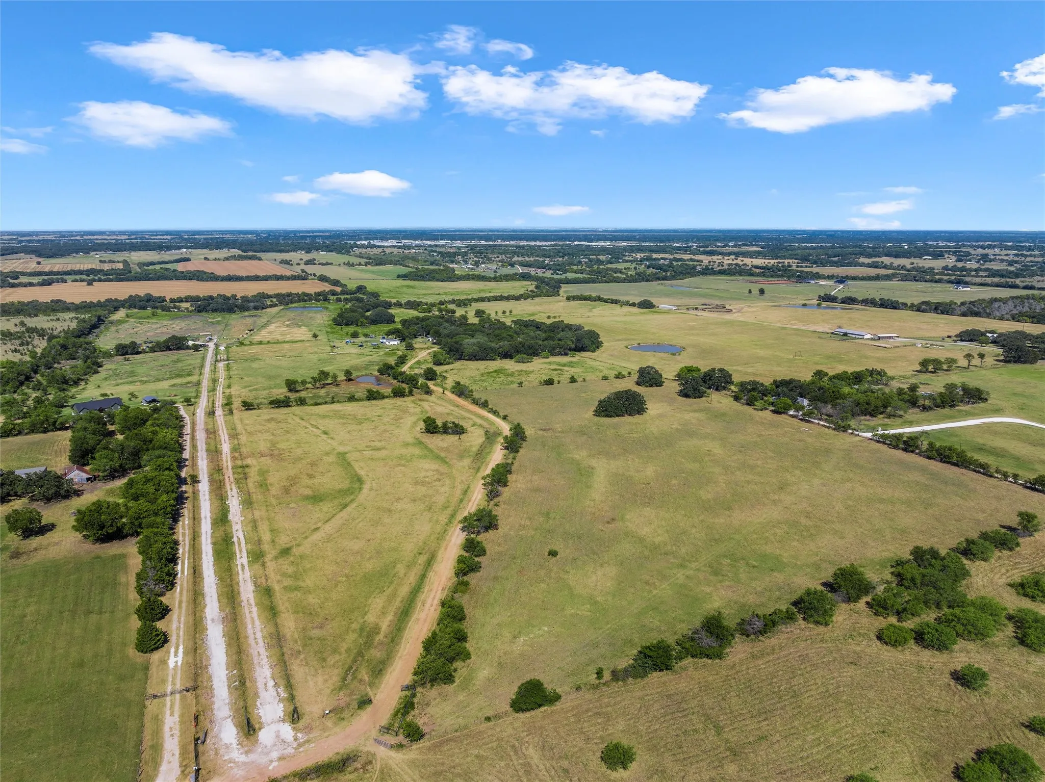 Single Family Residence For Sale in Mc Lennan County , 483 Nicole Lane, Waco, Texas 76705, 4 Bedrooms, 3 Bathrooms, 2 Garage spaces, 2,098 Sqft, built in 1965, Price $365,000, mls#21344412, Real Estate Agent in Waco, Homes For Sale in Mc Lennan county, Homes For Sale in Waco, Realtor in Waco Texas, Real Estate Brokerage Independent Realty Texas, Luminita Cordes Realtor