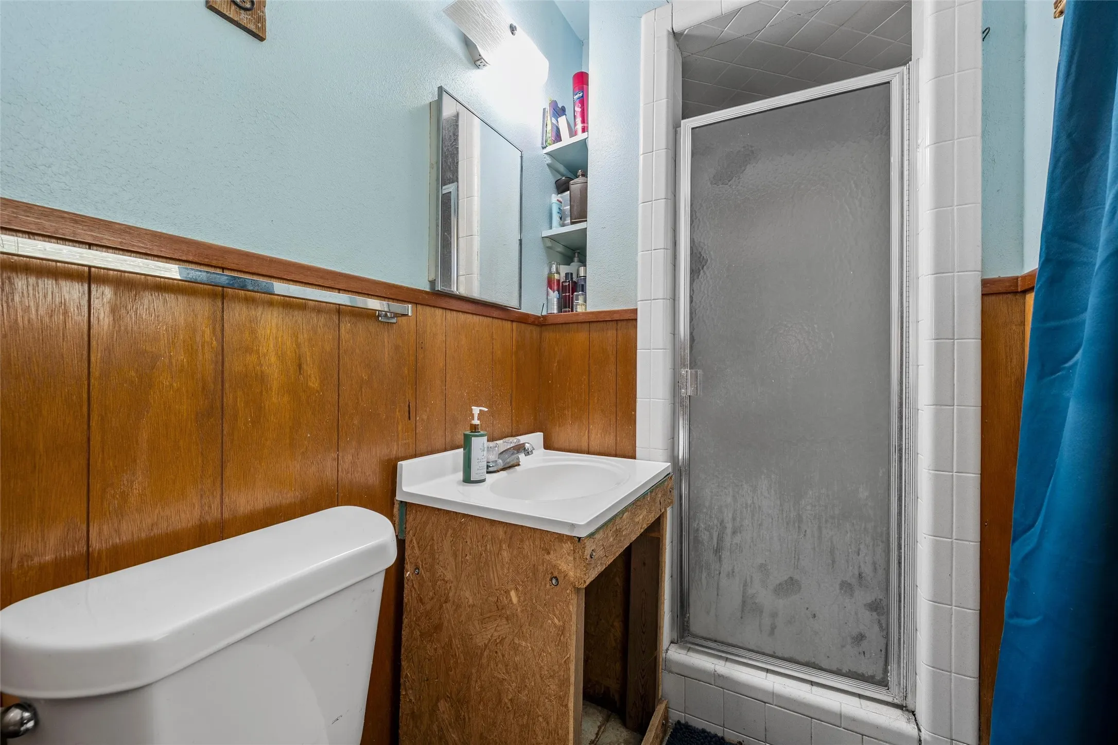 Single Family Residence For Sale in Mc Lennan County , 483 Nicole Lane, Waco, Texas 76705, 4 Bedrooms, 3 Bathrooms, 2 Garage spaces, 2,098 Sqft, built in 1965, Price $365,000, mls#21344412, Real Estate Agent in Waco, Homes For Sale in Mc Lennan county, Homes For Sale in Waco, Realtor in Waco Texas, Real Estate Brokerage Independent Realty Texas, Luminita Cordes Realtor
