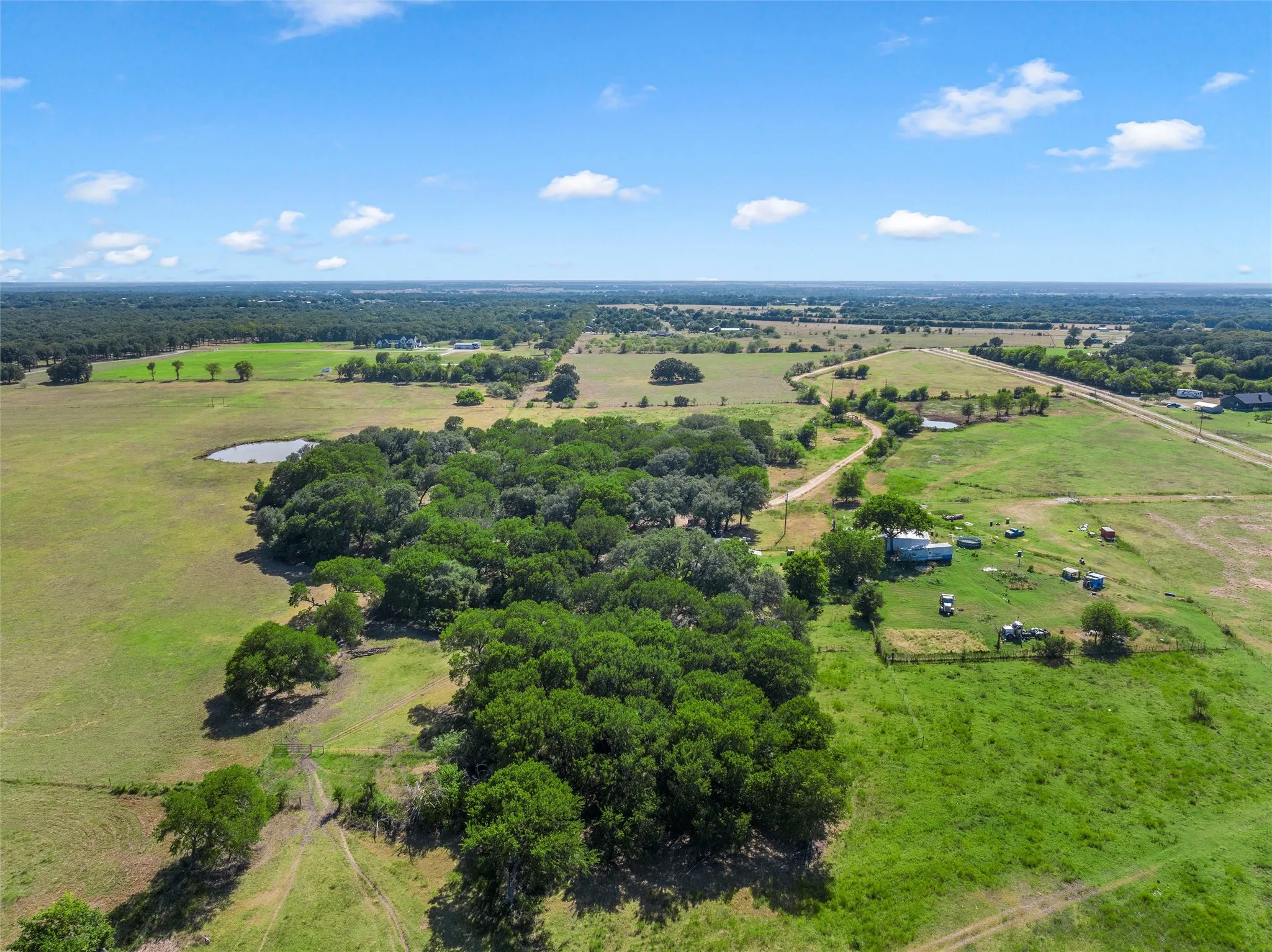 Single Family Residence For Sale in Mc Lennan County , 483 Nicole Lane, Waco, Texas 76705, 4 Bedrooms, 3 Bathrooms, 2 Garage spaces, 2,098 Sqft, built in 1965, Price $365,000, mls#21344412, Real Estate Agent in Waco, Homes For Sale in Mc Lennan county, Homes For Sale in Waco, Realtor in Waco Texas, Real Estate Brokerage Independent Realty Texas, Luminita Cordes Realtor