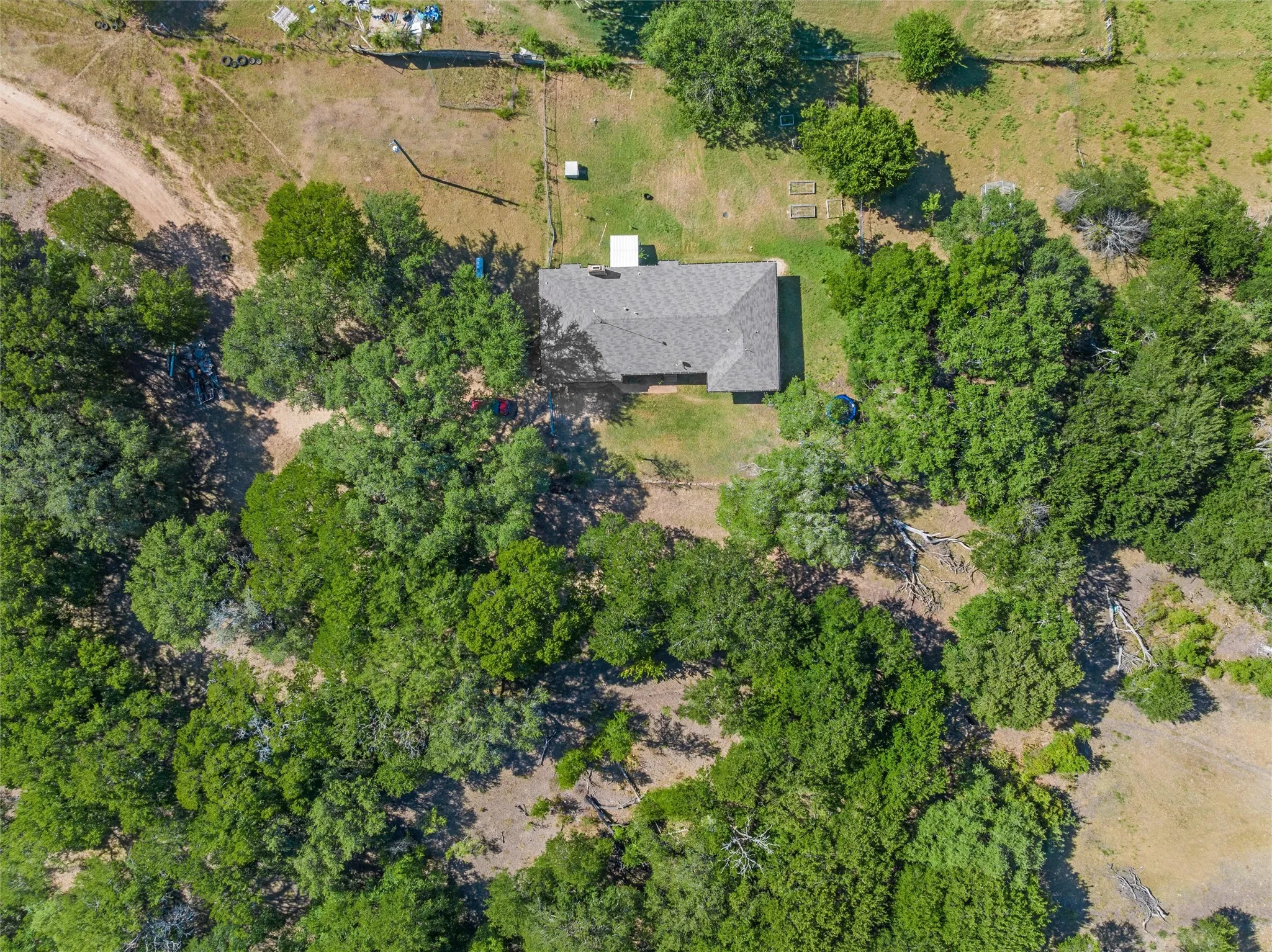 Single Family Residence For Sale in Mc Lennan County , 483 Nicole Lane, Waco, Texas 76705, 4 Bedrooms, 3 Bathrooms, 2 Garage spaces, 2,098 Sqft, built in 1965, Price $365,000, mls#21344412, Real Estate Agent in Waco, Homes For Sale in Mc Lennan county, Homes For Sale in Waco, Realtor in Waco Texas, Real Estate Brokerage Independent Realty Texas, Luminita Cordes Realtor