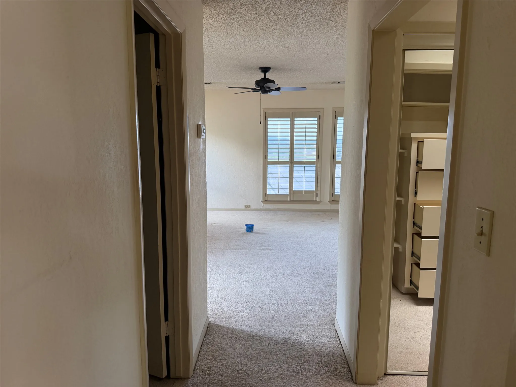 Single Family Residence For Sale in Llano County , 808 Ox Bow, Horseshoe Bay, Texas 78657, 4 Bedroom, 4 Bathroom, Garage spaces, 3,169 Sqft, built in 1979, mls#21344457, Real Estate Agent in Horseshoe Bay, Homes For Sale in Llano county, Homes For Sale in Horseshoe Bay, Realtor in Horseshoe Bay Texas, Real Estate Brokerage Independent Realty Texas, Luminita Cordes Realtor