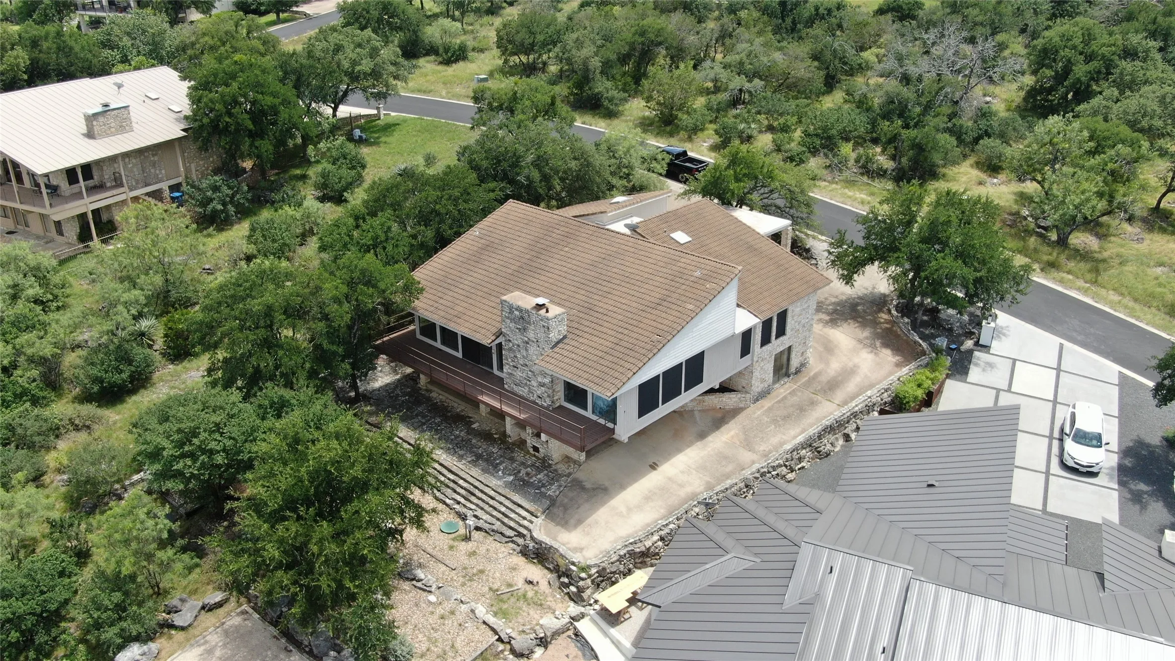 Single Family Residence For Sale in Llano County , 808 Ox Bow, Horseshoe Bay, Texas 78657, 4 Bedroom, 4 Bathroom, Garage spaces, 3,169 Sqft, built in 1979, mls#21344457, Real Estate Agent in Horseshoe Bay, Homes For Sale in Llano county, Homes For Sale in Horseshoe Bay, Realtor in Horseshoe Bay Texas, Real Estate Brokerage Independent Realty Texas, Luminita Cordes Realtor