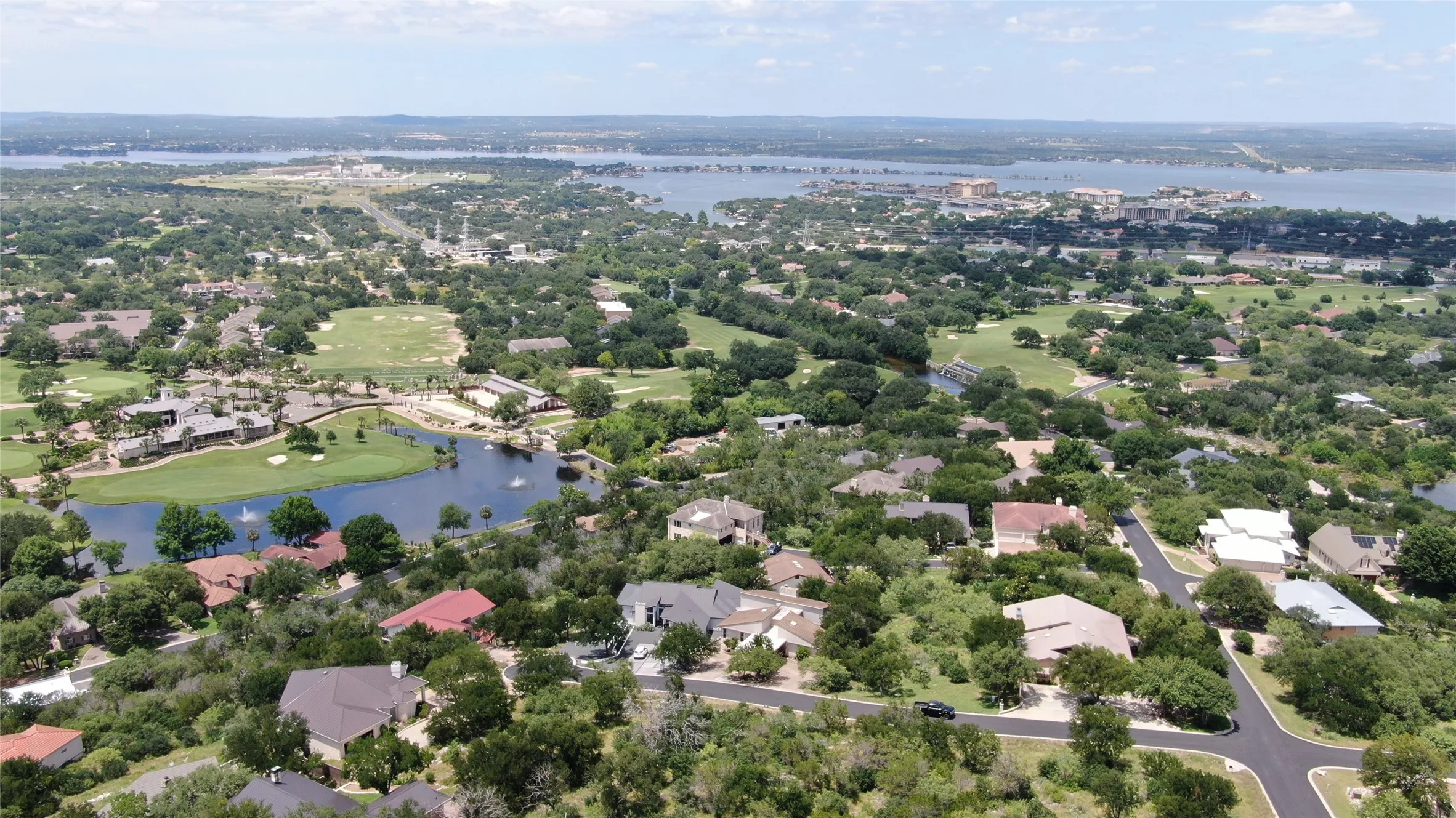 Single Family Residence For Sale in Llano County , 808 Ox Bow, Horseshoe Bay, Texas 78657, 4 Bedroom, 4 Bathroom, Garage spaces, 3,169 Sqft, built in 1979, mls#21344457, Real Estate Agent in Horseshoe Bay, Homes For Sale in Llano county, Homes For Sale in Horseshoe Bay, Realtor in Horseshoe Bay Texas, Real Estate Brokerage Independent Realty Texas, Luminita Cordes Realtor