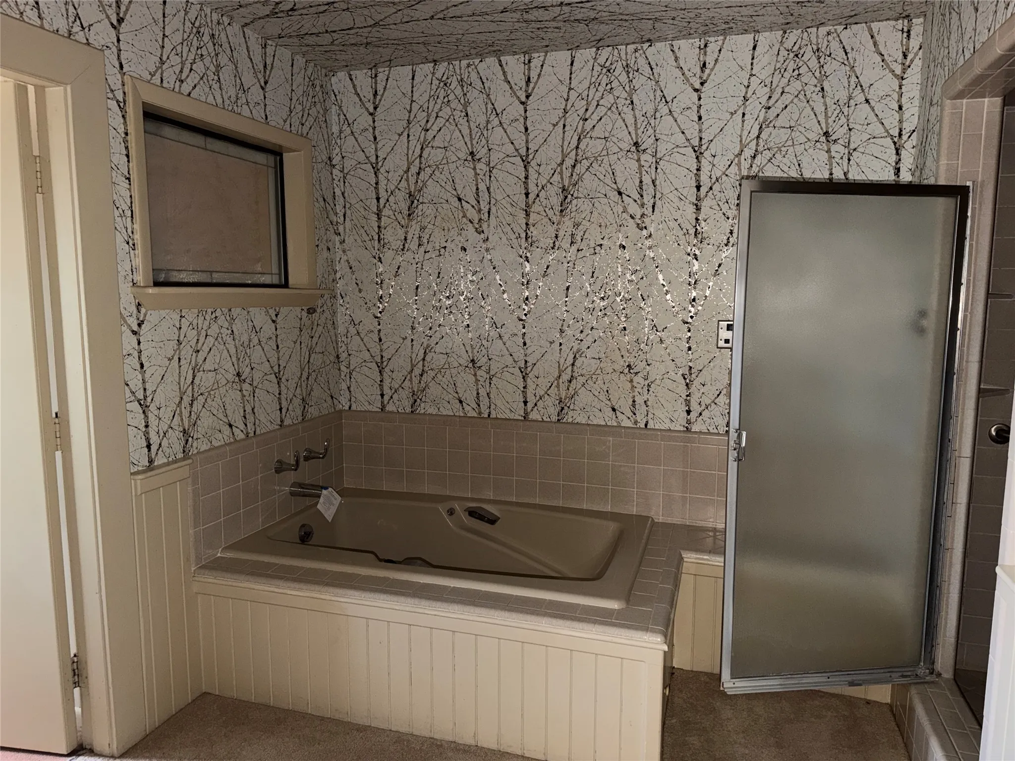Single Family Residence For Sale in Llano County , 808 Ox Bow, Horseshoe Bay, Texas 78657, 4 Bedroom, 4 Bathroom, Garage spaces, 3,169 Sqft, built in 1979, mls#21344457, Real Estate Agent in Horseshoe Bay, Homes For Sale in Llano county, Homes For Sale in Horseshoe Bay, Realtor in Horseshoe Bay Texas, Real Estate Brokerage Independent Realty Texas, Luminita Cordes Realtor