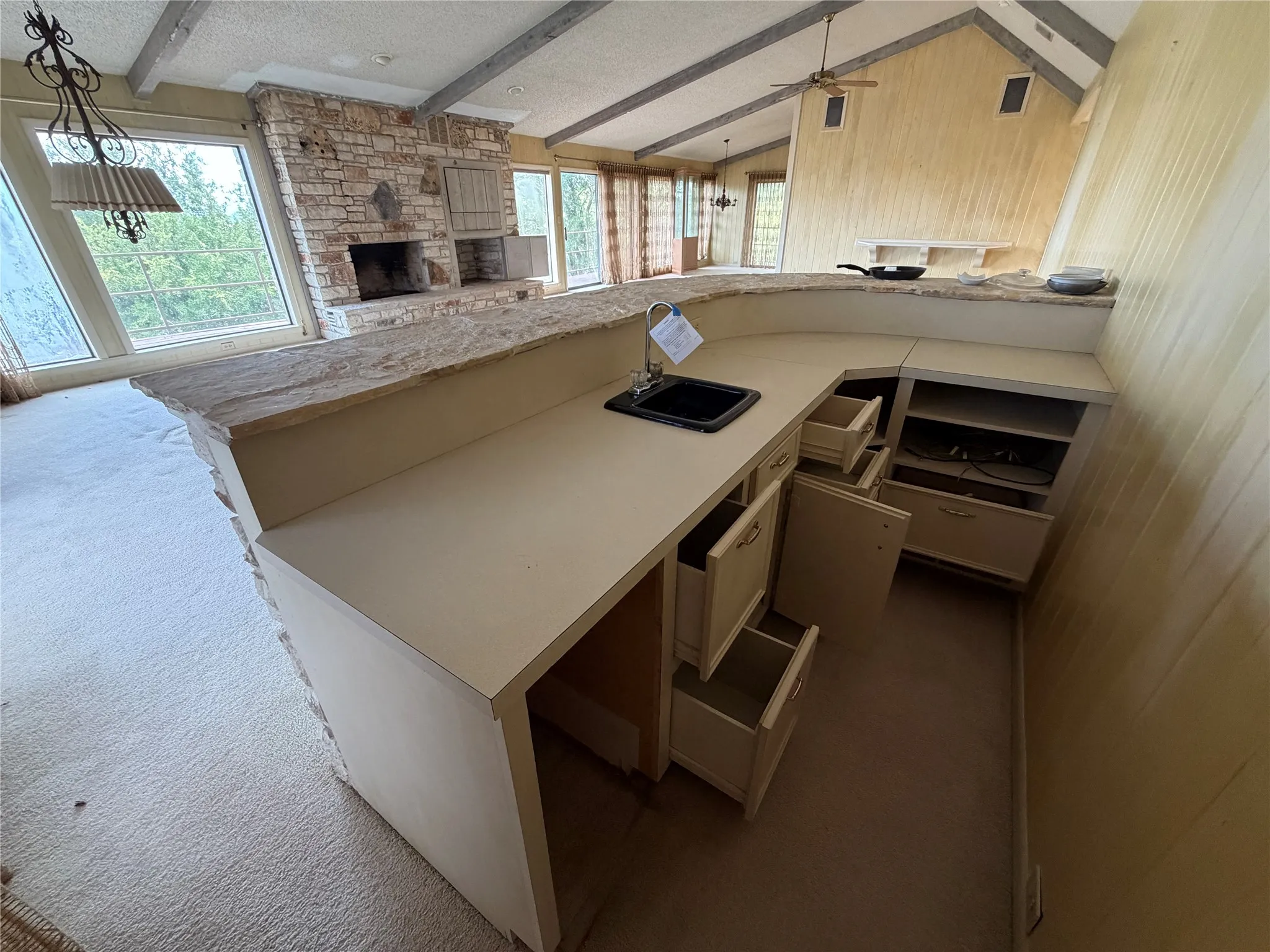 Single Family Residence For Sale in Llano County , 808 Ox Bow, Horseshoe Bay, Texas 78657, 4 Bedroom, 4 Bathroom, Garage spaces, 3,169 Sqft, built in 1979, mls#21344457, Real Estate Agent in Horseshoe Bay, Homes For Sale in Llano county, Homes For Sale in Horseshoe Bay, Realtor in Horseshoe Bay Texas, Real Estate Brokerage Independent Realty Texas, Luminita Cordes Realtor