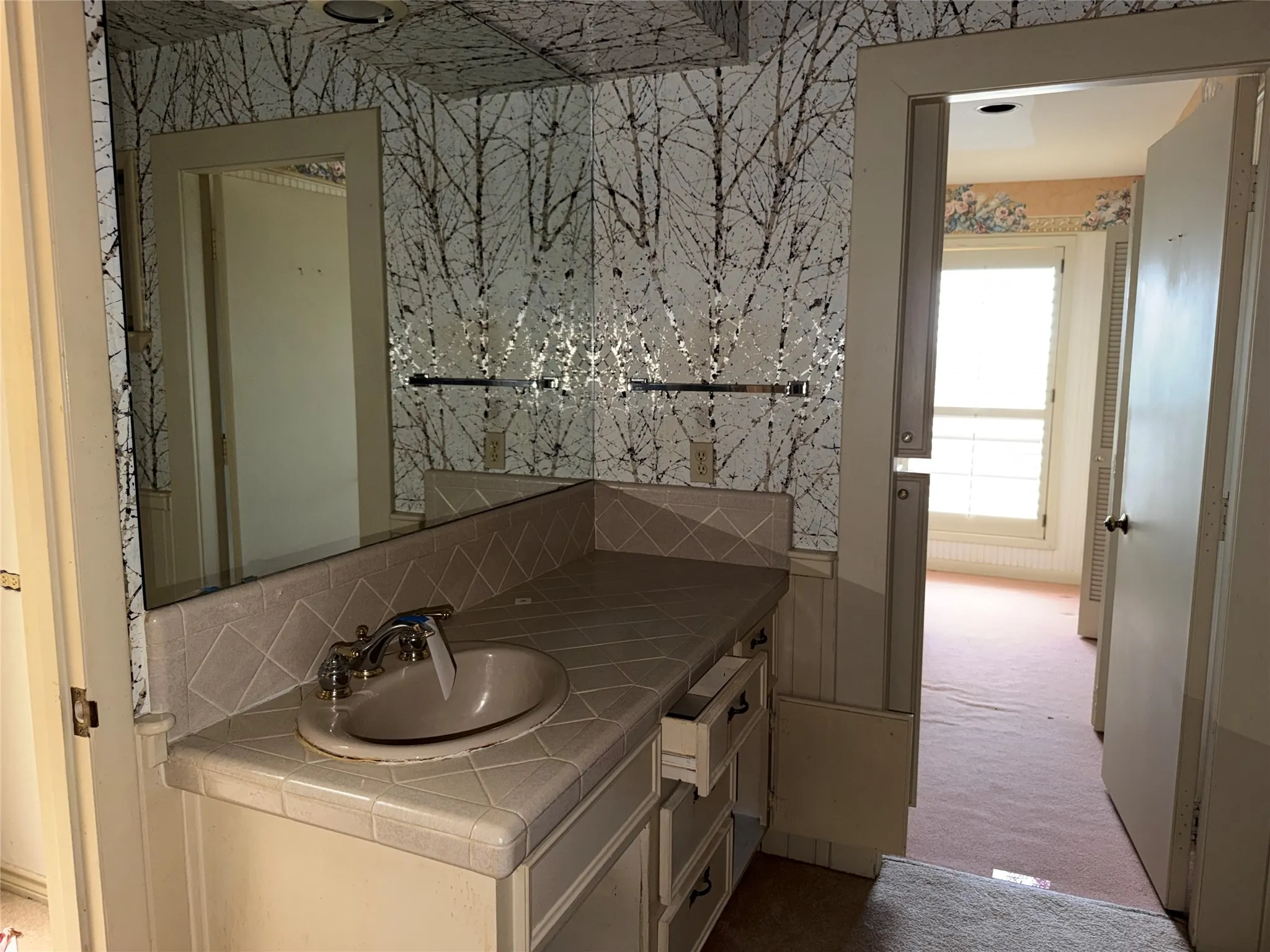 Single Family Residence For Sale in Llano County , 808 Ox Bow, Horseshoe Bay, Texas 78657, 4 Bedroom, 4 Bathroom, Garage spaces, 3,169 Sqft, built in 1979, mls#21344457, Real Estate Agent in Horseshoe Bay, Homes For Sale in Llano county, Homes For Sale in Horseshoe Bay, Realtor in Horseshoe Bay Texas, Real Estate Brokerage Independent Realty Texas, Luminita Cordes Realtor