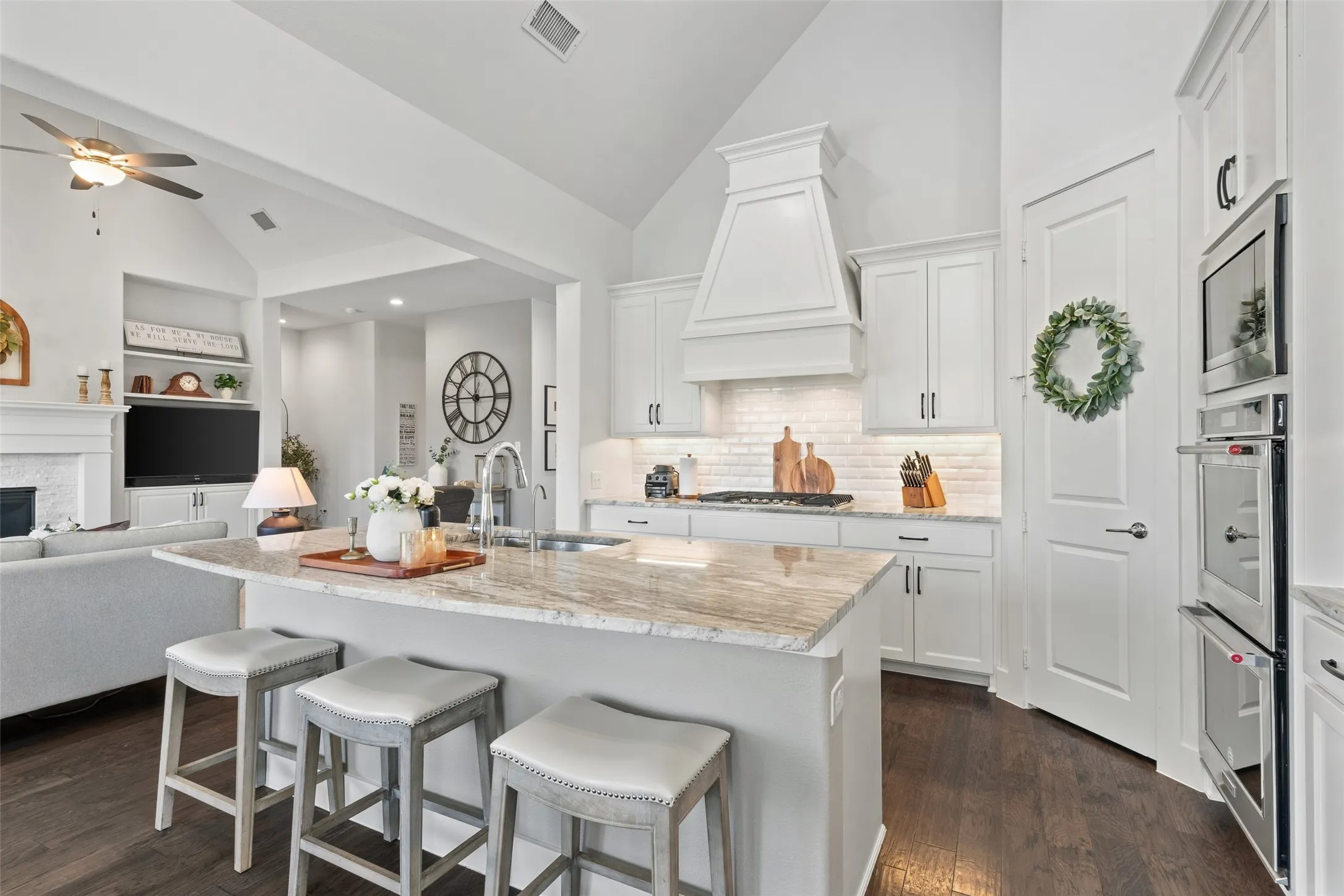 Single Family Residence For Sale in Collin County , 1326 Divine Rose Way, Wylie, Texas 75098, 4 Bedroom, 5 Bathroom, 3 Garage spaces, 3,702 Sqft, built in 2019, mls#21342732, Real Estate Agent in Wylie, Homes For Sale in Collin county, Homes For Sale in Wylie, Realtor in Wylie Texas, Real Estate Brokerage Independent Realty Texas, Luminita Cordes Realtor