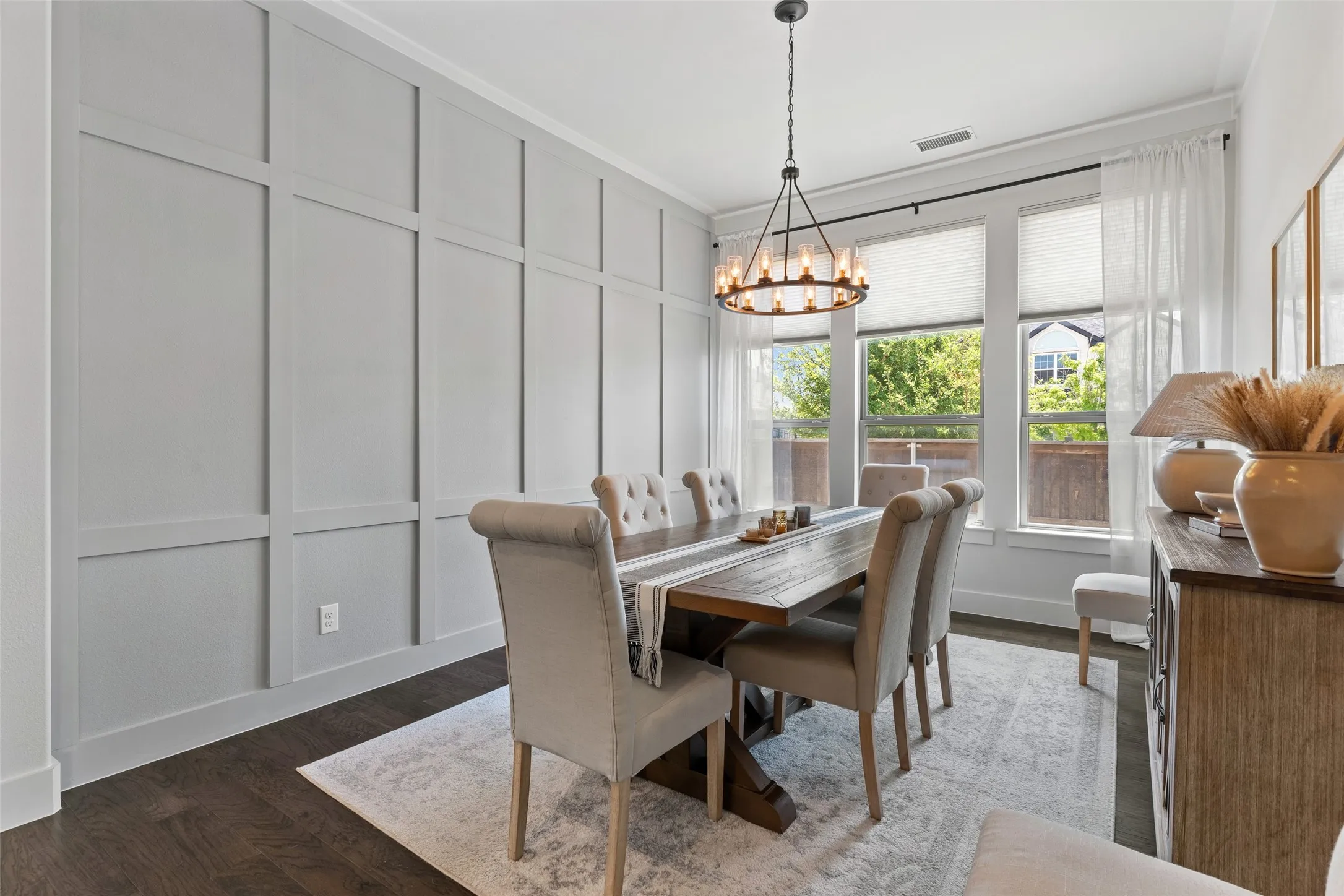 Formal Dining room with accent wall