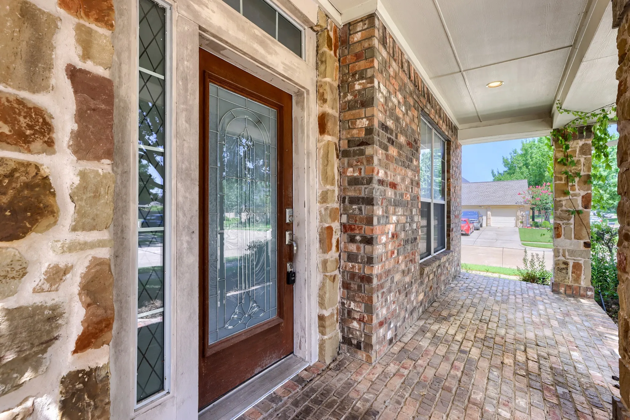 Single Family Residence For Sale in Rockwall County , 223 Mckinney Trail, Fate, Texas 75087, 6 Bedroom, 4 Bathroom, 2 Garage spaces, 4,260 Sqft, built in 2006, mls#21336262, Real Estate Agent in Fate, Homes For Sale in Rockwall county, Homes For Sale in Fate, Realtor in Fate Texas, Real Estate Brokerage Independent Realty Texas, Luminita Cordes Realtor