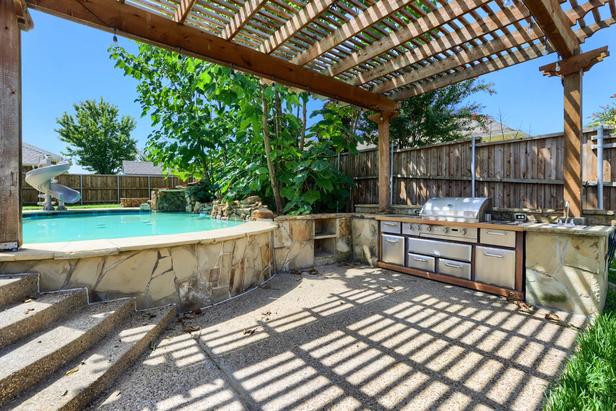 Single Family Residence For Sale in Rockwall County , 223 Mckinney Trail, Fate, Texas 75087, 6 Bedroom, 4 Bathroom, 2 Garage spaces, 4,260 Sqft, built in 2006, mls#21336262, Real Estate Agent in Fate, Homes For Sale in Rockwall county, Homes For Sale in Fate, Realtor in Fate Texas, Real Estate Brokerage Independent Realty Texas, Luminita Cordes Realtor