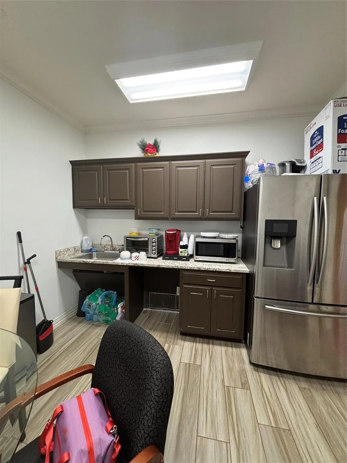 Office For Rent in Tarrant County , 7137 Colleyville Boulevard, Colleyville, Texas 76034, 0, 0, Garage spaces, 0 Sqft, built in 2006, Price $2,700, mls#21344463, Real Estate Agent in Colleyville, Homes For Rent in Tarrant county, Homes For Rent in Colleyville, Realtor in Colleyville Texas, Real Estate Brokerage Independent Realty Texas, Luminita Cordes Realtor