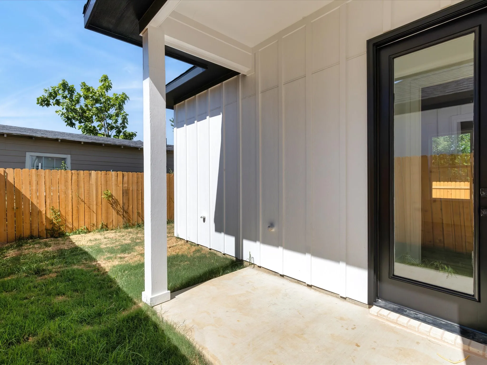 Single Family Residence For Sale in Tarrant County , 4237 Avenue H, Fort Worth, Texas 76105, 4 Bedroom, 3 Bathroom, 2 Garage spaces, 2,053 Sqft, built in 2026, mls#21344466, Real Estate Agent in Fort Worth, Homes For Sale in Tarrant county, Homes For Sale in Fort Worth, Realtor in Fort Worth Texas, Real Estate Brokerage Independent Realty Texas, Luminita Cordes Realtor