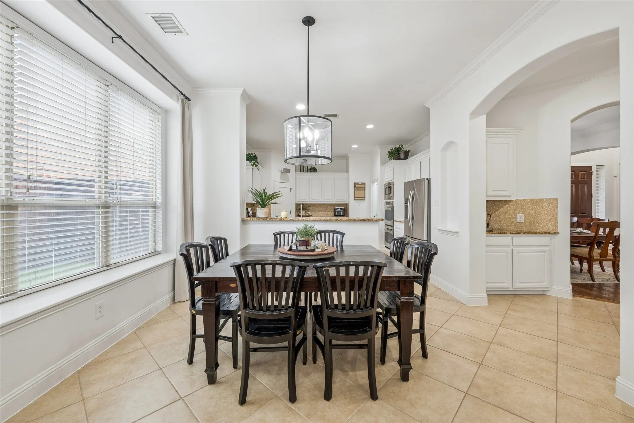 Single Family Residence For Sale in Denton County , 4597 The Landings Court, Frisco, Texas 75033, 4 Bedroom, 4 Bathroom, 3 Garage spaces, 4,186 Sqft, built in 2007, mls#21341032, Real Estate Agent in Frisco, Homes For Sale in Denton county, Homes For Sale in Frisco, Realtor in Frisco Texas, Real Estate Brokerage Independent Realty Texas, Luminita Cordes Realtor