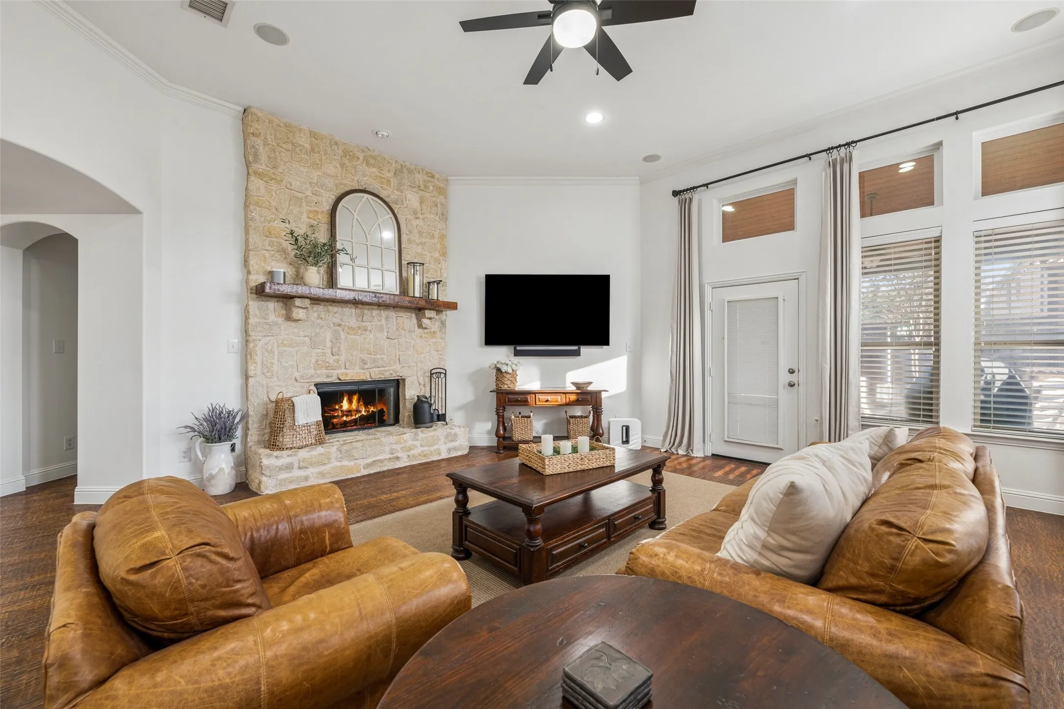 Single Family Residence For Sale in Denton County , 4597 The Landings Court, Frisco, Texas 75033, 4 Bedroom, 4 Bathroom, 3 Garage spaces, 4,186 Sqft, built in 2007, mls#21341032, Real Estate Agent in Frisco, Homes For Sale in Denton county, Homes For Sale in Frisco, Realtor in Frisco Texas, Real Estate Brokerage Independent Realty Texas, Luminita Cordes Realtor