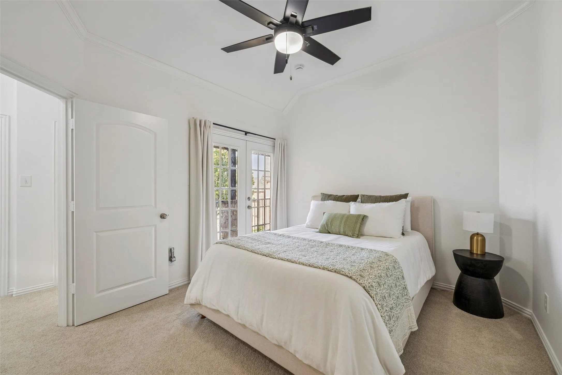 Single Family Residence For Sale in Denton County , 4597 The Landings Court, Frisco, Texas 75033, 4 Bedroom, 4 Bathroom, 3 Garage spaces, 4,186 Sqft, built in 2007, mls#21341032, Real Estate Agent in Frisco, Homes For Sale in Denton county, Homes For Sale in Frisco, Realtor in Frisco Texas, Real Estate Brokerage Independent Realty Texas, Luminita Cordes Realtor