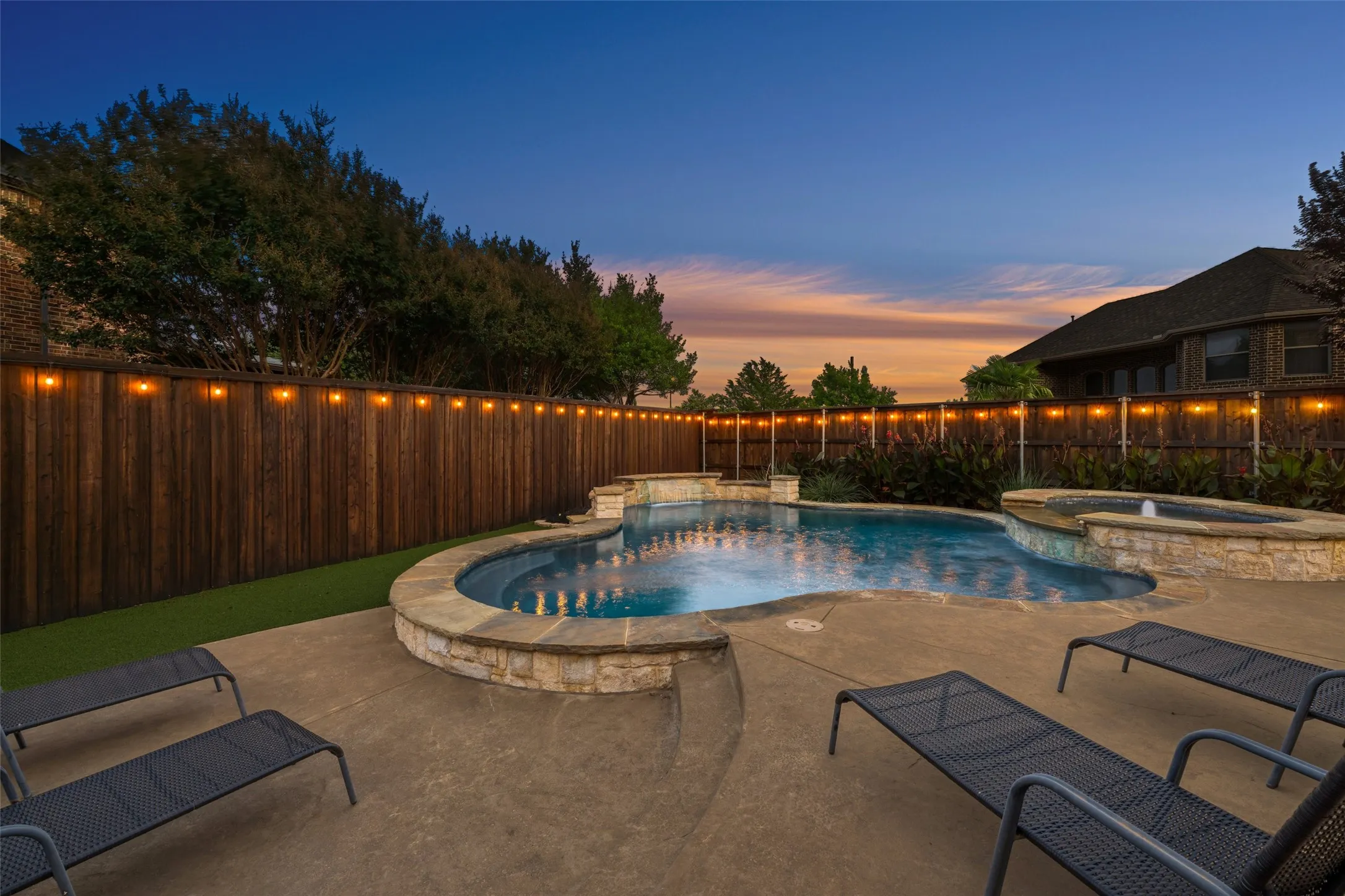 Single Family Residence For Sale in Denton County , 4597 The Landings Court, Frisco, Texas 75033, 4 Bedroom, 4 Bathroom, 3 Garage spaces, 4,186 Sqft, built in 2007, mls#21341032, Real Estate Agent in Frisco, Homes For Sale in Denton county, Homes For Sale in Frisco, Realtor in Frisco Texas, Real Estate Brokerage Independent Realty Texas, Luminita Cordes Realtor