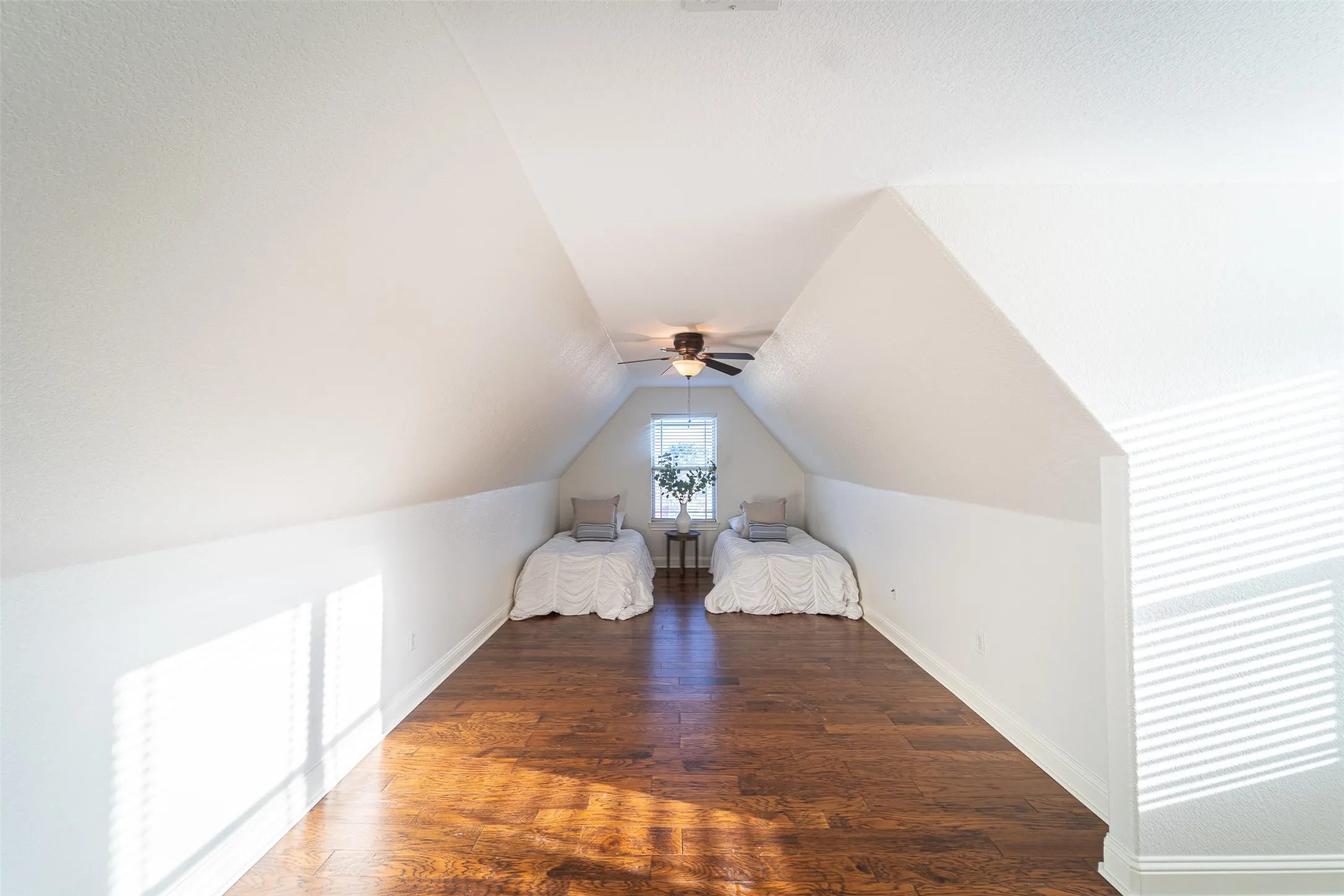 Single Family Residence For Sale in Taylor County , 4618 Majestic Sky, Abilene, Texas 79606, 4 Bedroom, 2 Bathroom, 2 Garage spaces, 2,632 Sqft, built in 2011, mls#21344183, Real Estate Agent in Abilene, Homes For Sale in Taylor county, Homes For Sale in Abilene, Realtor in Abilene Texas, Real Estate Brokerage Independent Realty Texas, Luminita Cordes Realtor