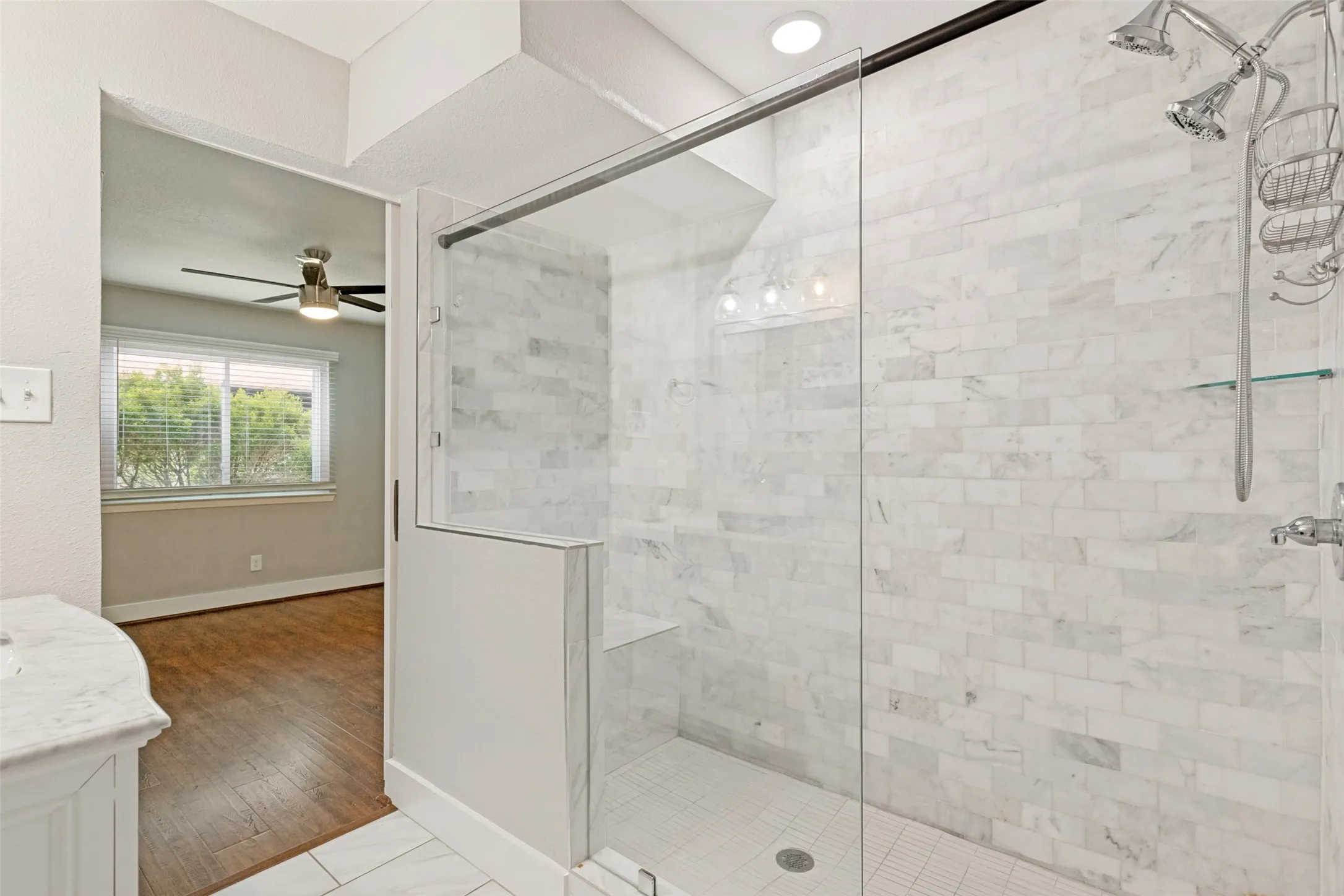 Single Family Residence For Rent in Dallas County , 2114 Wheaton Drive, Richardson, Texas 75081, 4 Bedroom, 3 Bathroom, 2 Garage spaces, 2,112 Sqft, built in 1973, mls#21343979, Real Estate Agent in Richardson, Homes For Rent in Dallas county, Homes For Rent in Richardson, Realtor in Richardson Texas, Real Estate Brokerage Independent Realty Texas, Luminita Cordes Realtor