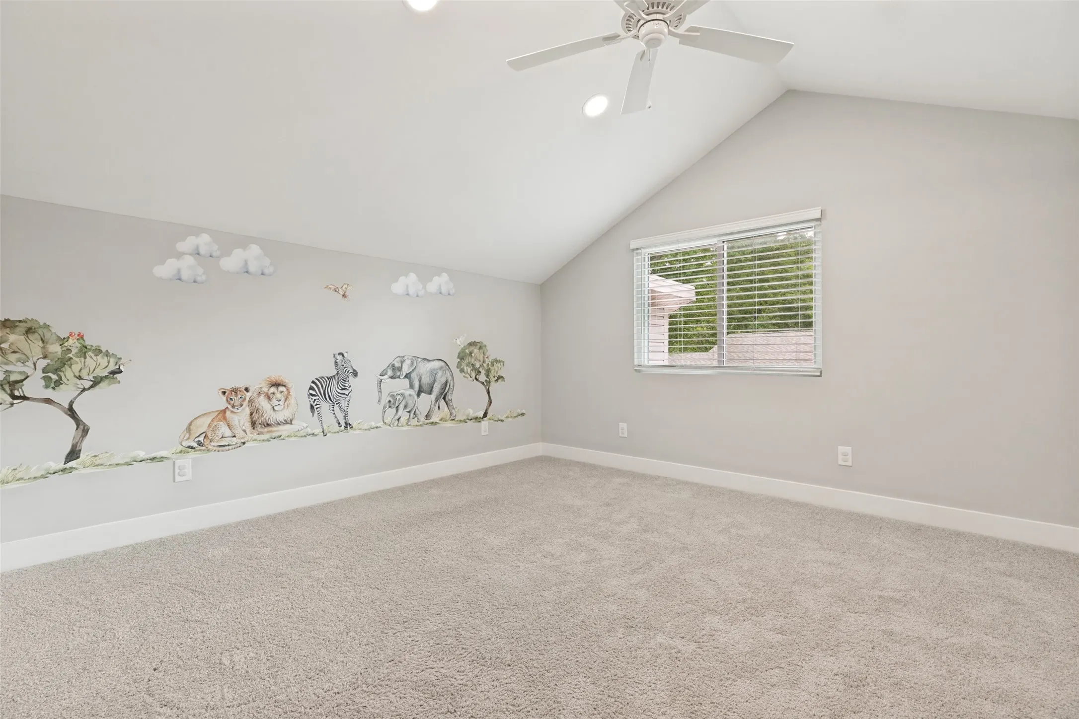 Single Family Residence For Rent in Dallas County , 2114 Wheaton Drive, Richardson, Texas 75081, 4 Bedroom, 3 Bathroom, 2 Garage spaces, 2,112 Sqft, built in 1973, mls#21343979, Real Estate Agent in Richardson, Homes For Rent in Dallas county, Homes For Rent in Richardson, Realtor in Richardson Texas, Real Estate Brokerage Independent Realty Texas, Luminita Cordes Realtor