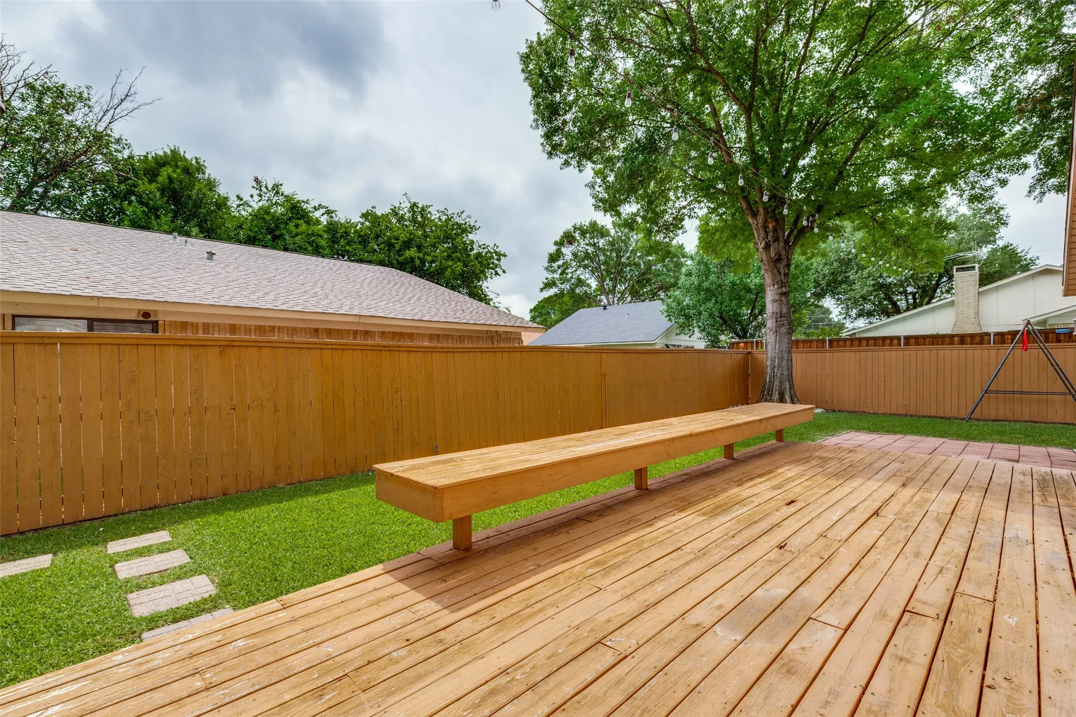 Single Family Residence For Rent in Dallas County , 2114 Wheaton Drive, Richardson, Texas 75081, 4 Bedroom, 3 Bathroom, 2 Garage spaces, 2,112 Sqft, built in 1973, mls#21343979, Real Estate Agent in Richardson, Homes For Rent in Dallas county, Homes For Rent in Richardson, Realtor in Richardson Texas, Real Estate Brokerage Independent Realty Texas, Luminita Cordes Realtor