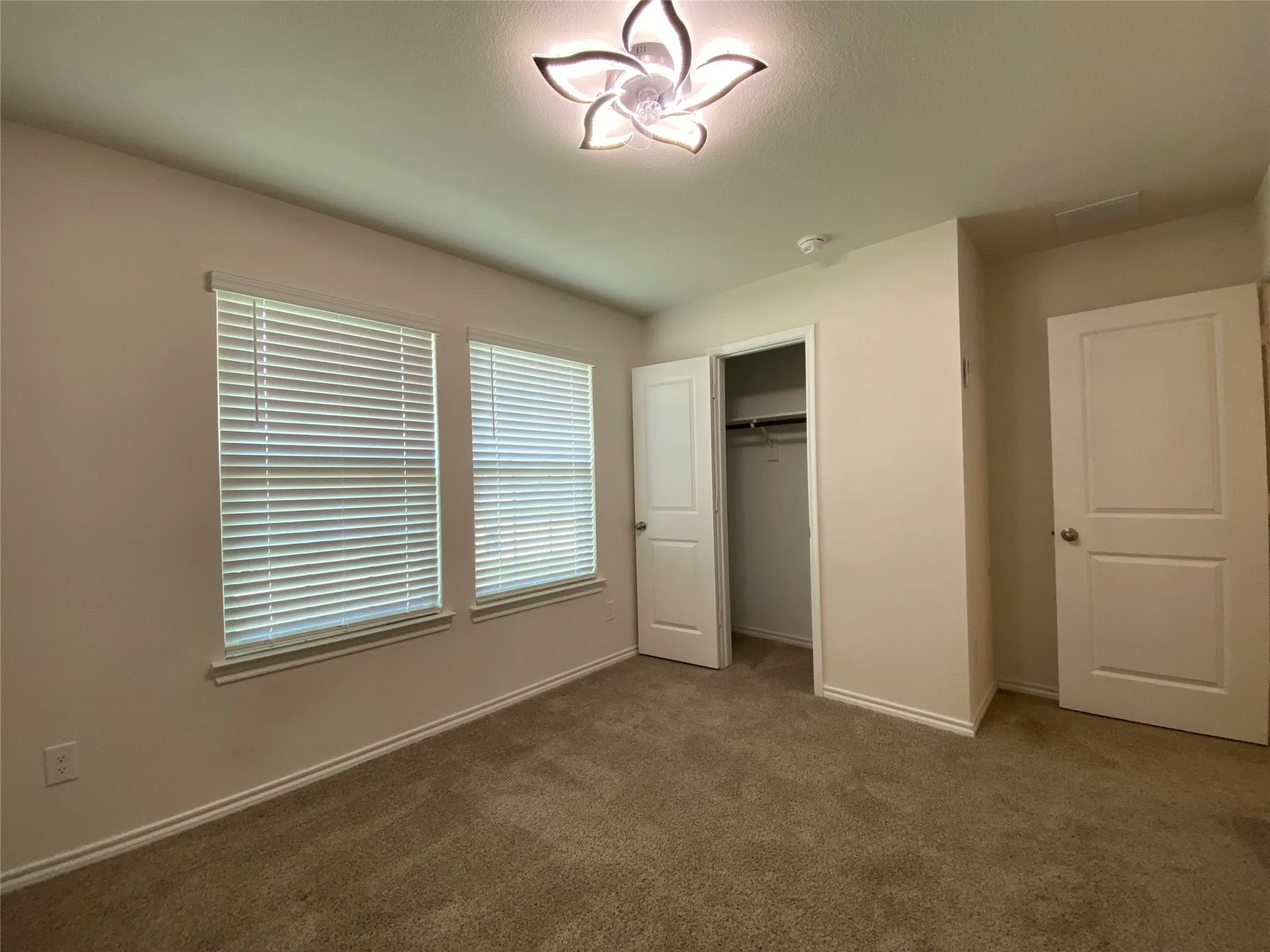 Single Family Residence For Rent in Hunt County , 159 Mapleoak Drive, Caddo Mills, Texas 75135, 4 Bedroom, 2 Bathroom, 2 Garage spaces, 2,181 Sqft, built in 2024, mls#21344498, Real Estate Agent in Caddo Mills, Homes For Rent in Hunt county, Homes For Rent in Caddo Mills, Realtor in Caddo Mills Texas, Real Estate Brokerage Independent Realty Texas, Luminita Cordes Realtor