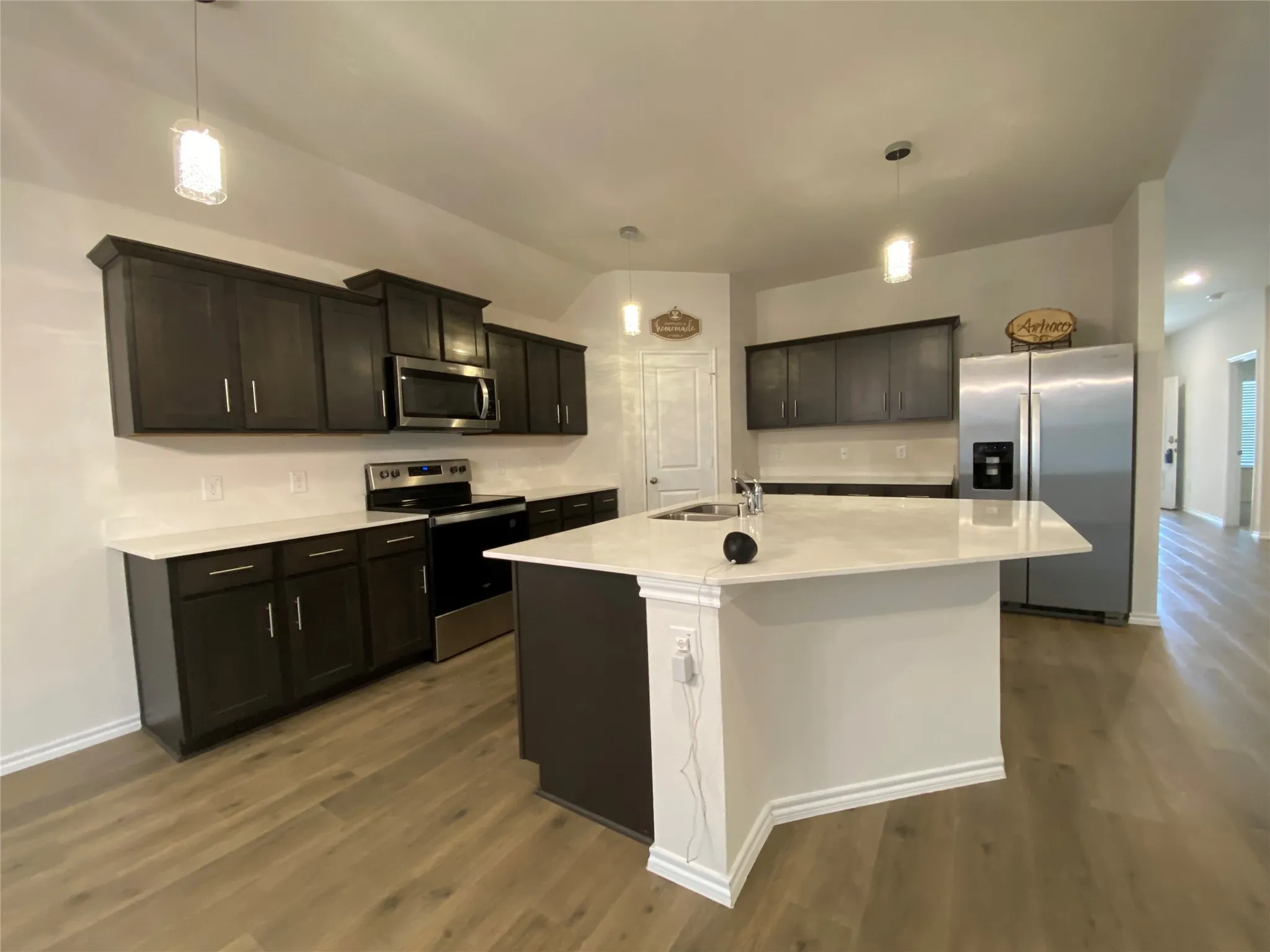 Single Family Residence For Rent in Hunt County , 159 Mapleoak Drive, Caddo Mills, Texas 75135, 4 Bedroom, 2 Bathroom, 2 Garage spaces, 2,181 Sqft, built in 2024, mls#21344498, Real Estate Agent in Caddo Mills, Homes For Rent in Hunt county, Homes For Rent in Caddo Mills, Realtor in Caddo Mills Texas, Real Estate Brokerage Independent Realty Texas, Luminita Cordes Realtor