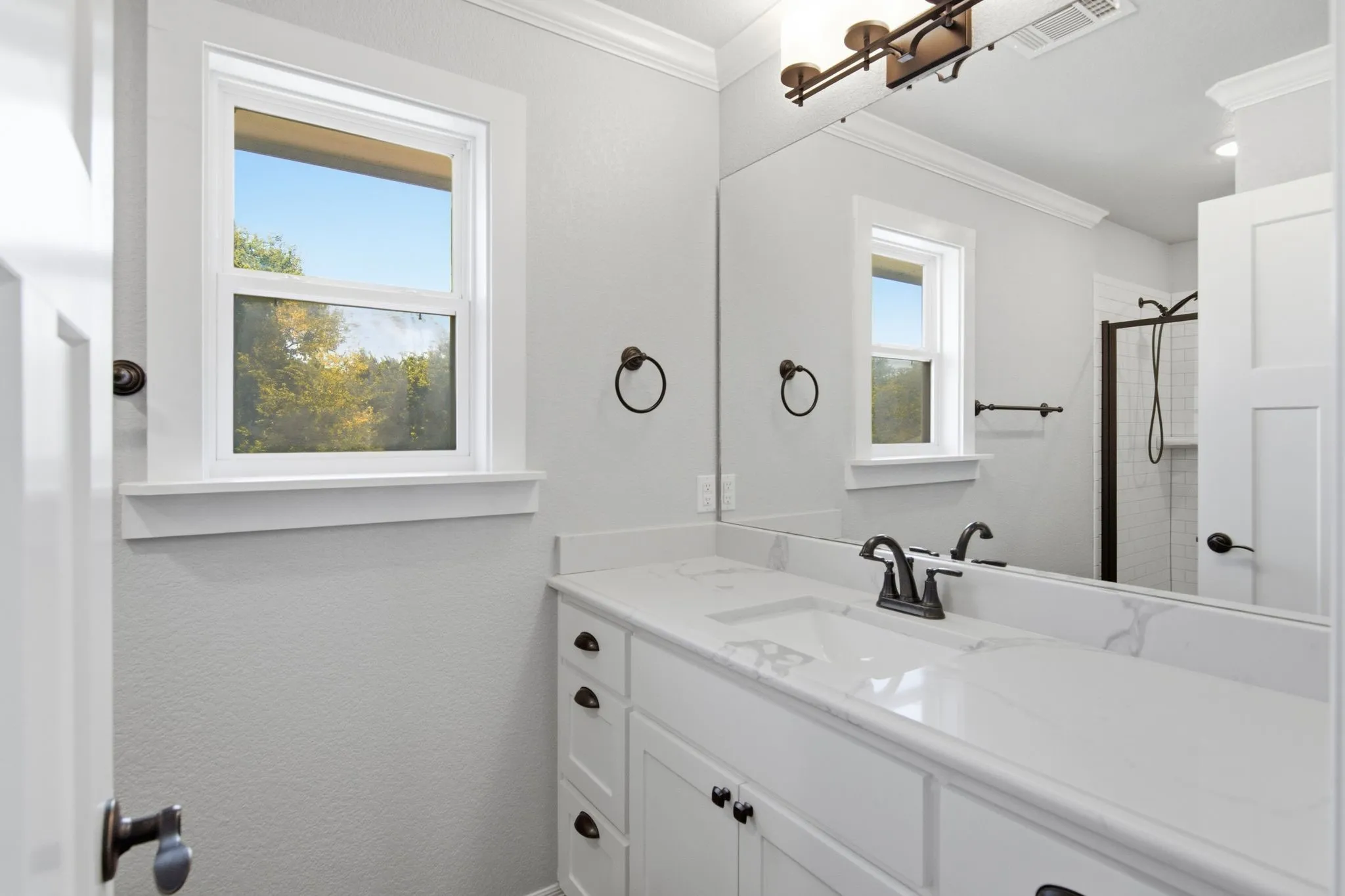 Single Family Residence For Sale in Johnson County , 608 Joy Court, Burleson, Texas 76028, 4 Bedroom, 3 Bathroom, 2 Garage spaces, 2,086 Sqft, built in 2019, mls#21344511, Real Estate Agent in Burleson, Homes For Sale in Johnson county, Homes For Sale in Burleson, Realtor in Burleson Texas, Real Estate Brokerage Independent Realty Texas, Luminita Cordes Realtor