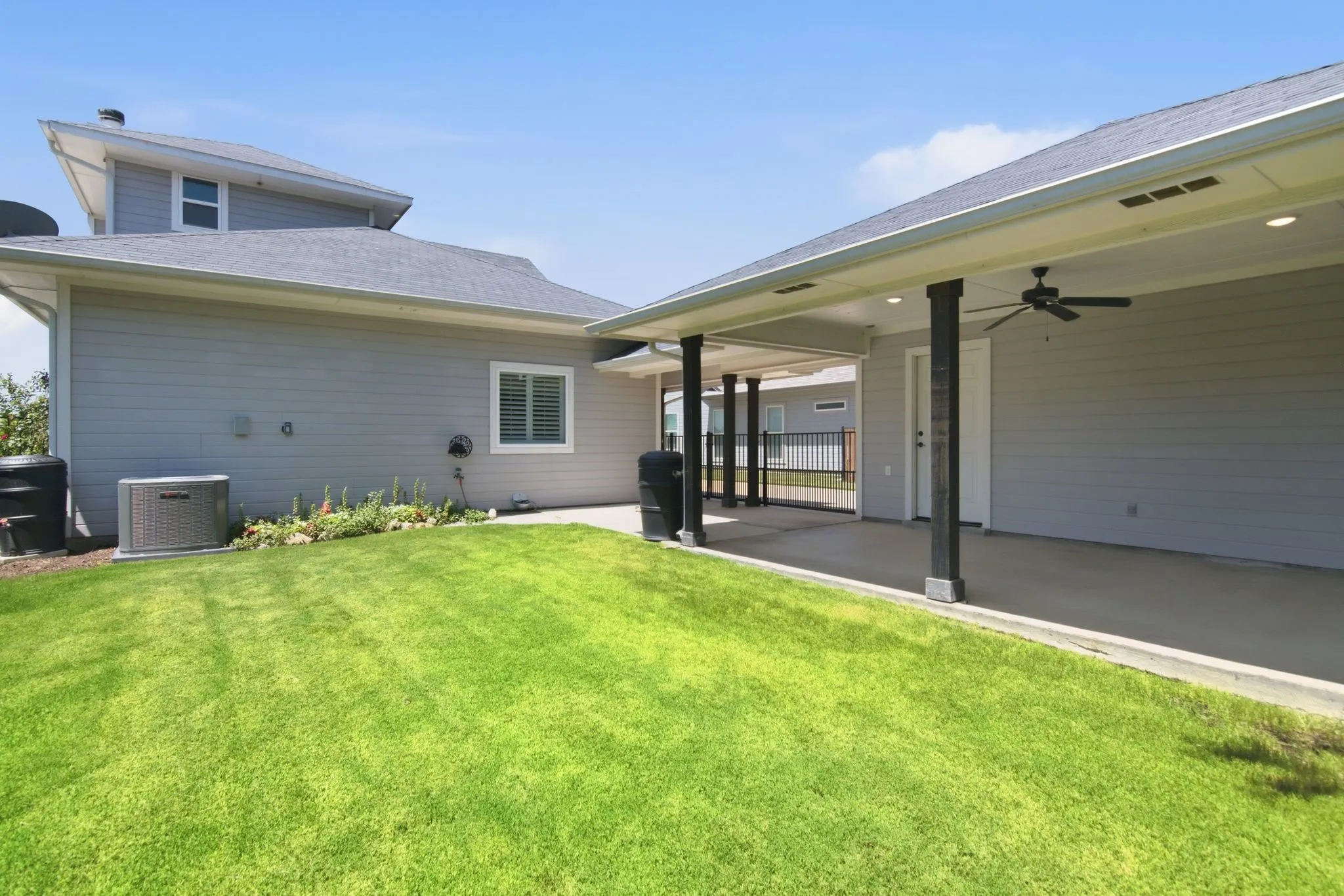 Single Family Residence For Sale in Johnson County , 608 Joy Court, Burleson, Texas 76028, 4 Bedroom, 3 Bathroom, 2 Garage spaces, 2,086 Sqft, built in 2019, mls#21344511, Real Estate Agent in Burleson, Homes For Sale in Johnson county, Homes For Sale in Burleson, Realtor in Burleson Texas, Real Estate Brokerage Independent Realty Texas, Luminita Cordes Realtor