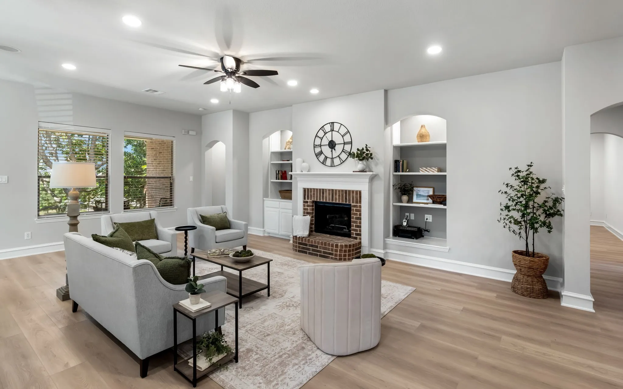 Single Family Residence For Sale in Collin County , 4009 Muscovy Drive, Mc Kinney, Texas 75072, 3 Bedroom, 3 Bathroom, 4 Garage spaces, 3,221 Sqft, built in 2006, mls#21344481, Real Estate Agent in Mc Kinney, Homes For Sale in Collin county, Homes For Sale in Mc Kinney, Realtor in Mc Kinney Texas, Real Estate Brokerage Independent Realty Texas, Luminita Cordes Realtor